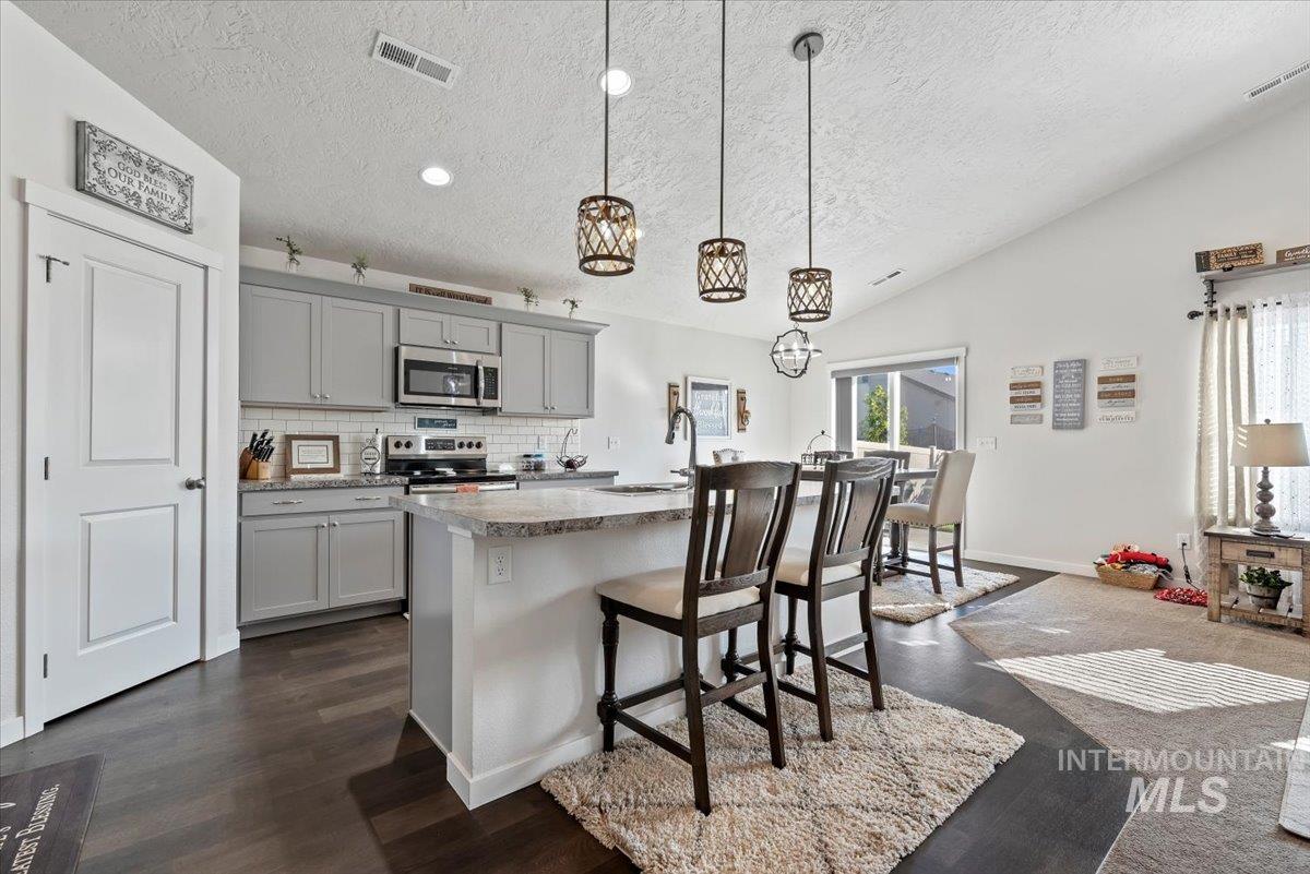 property viewer photo 10