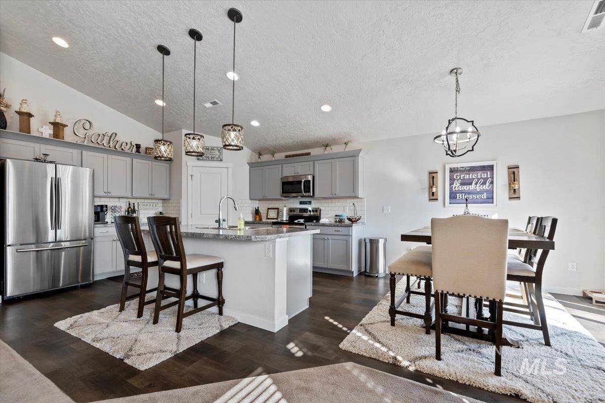 property viewer photo 11