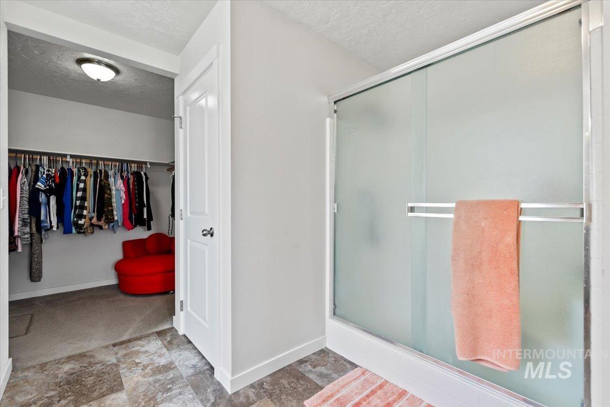 property viewer photo 17