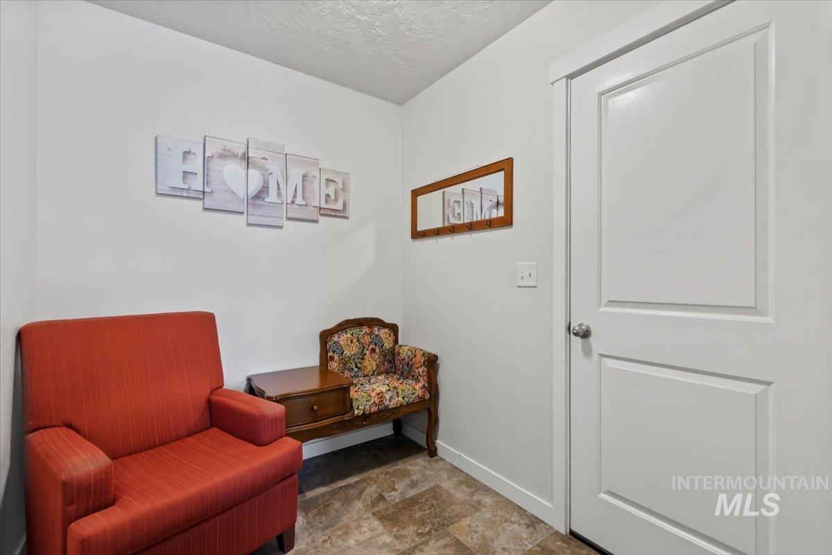property viewer photo 20