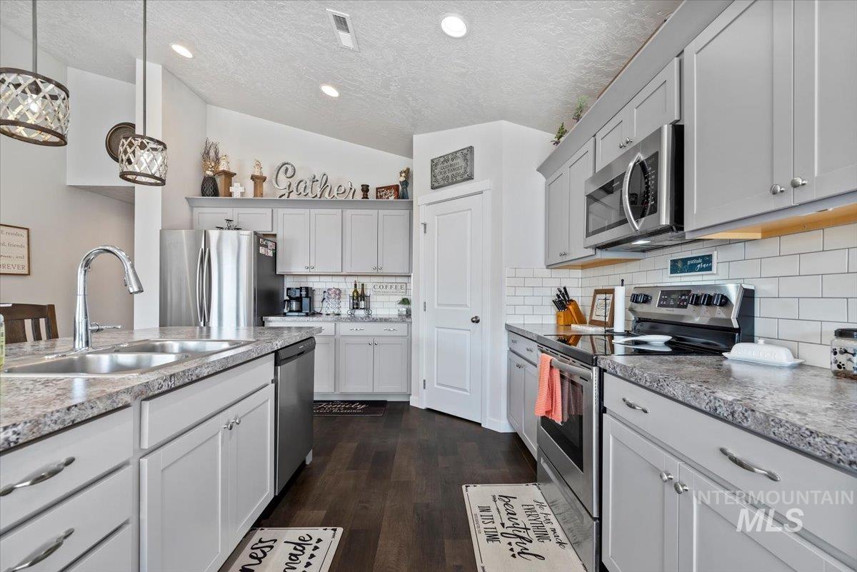 property viewer photo 7