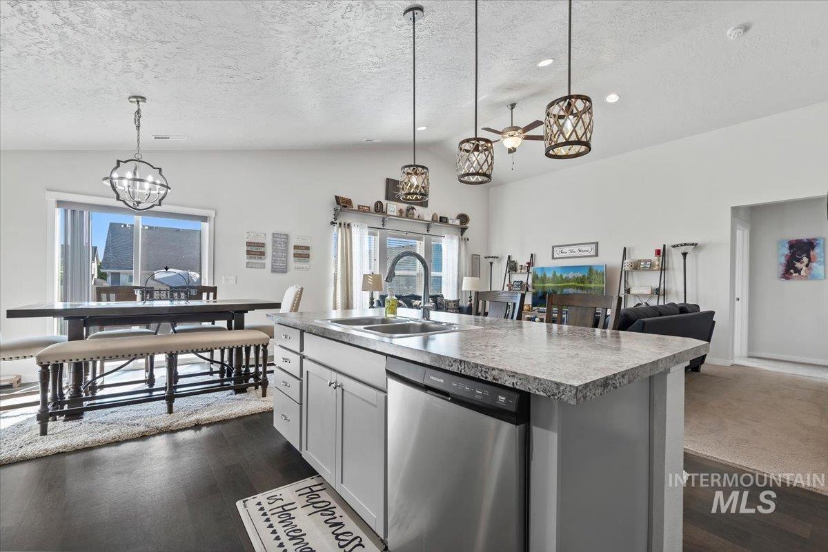 property viewer photo 9