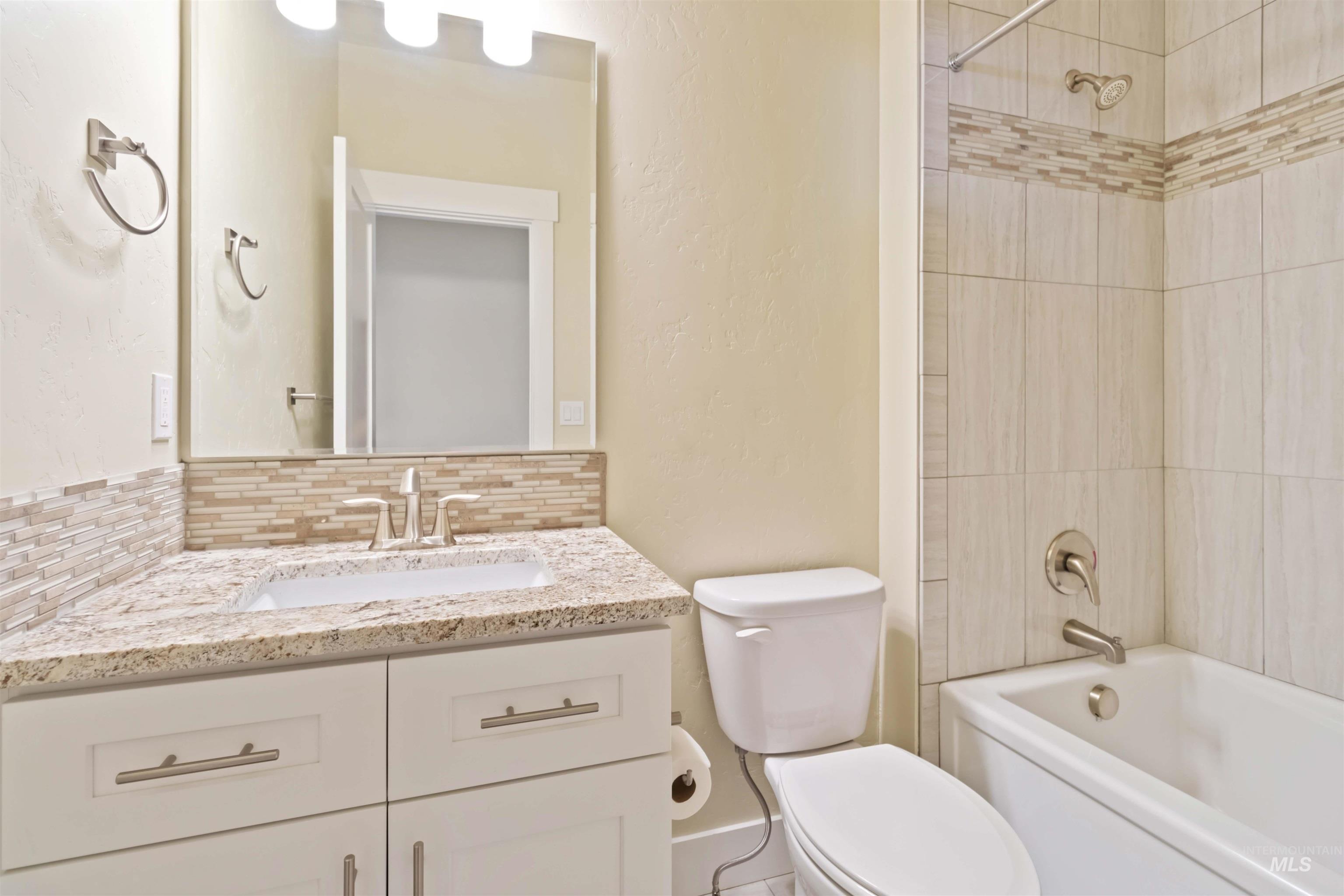 property viewer photo 15