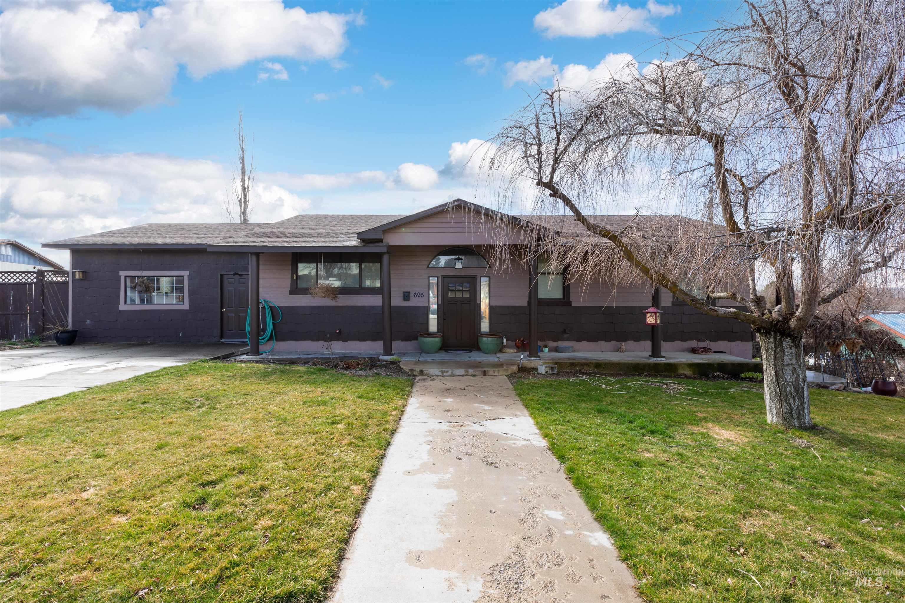 main property photo 1