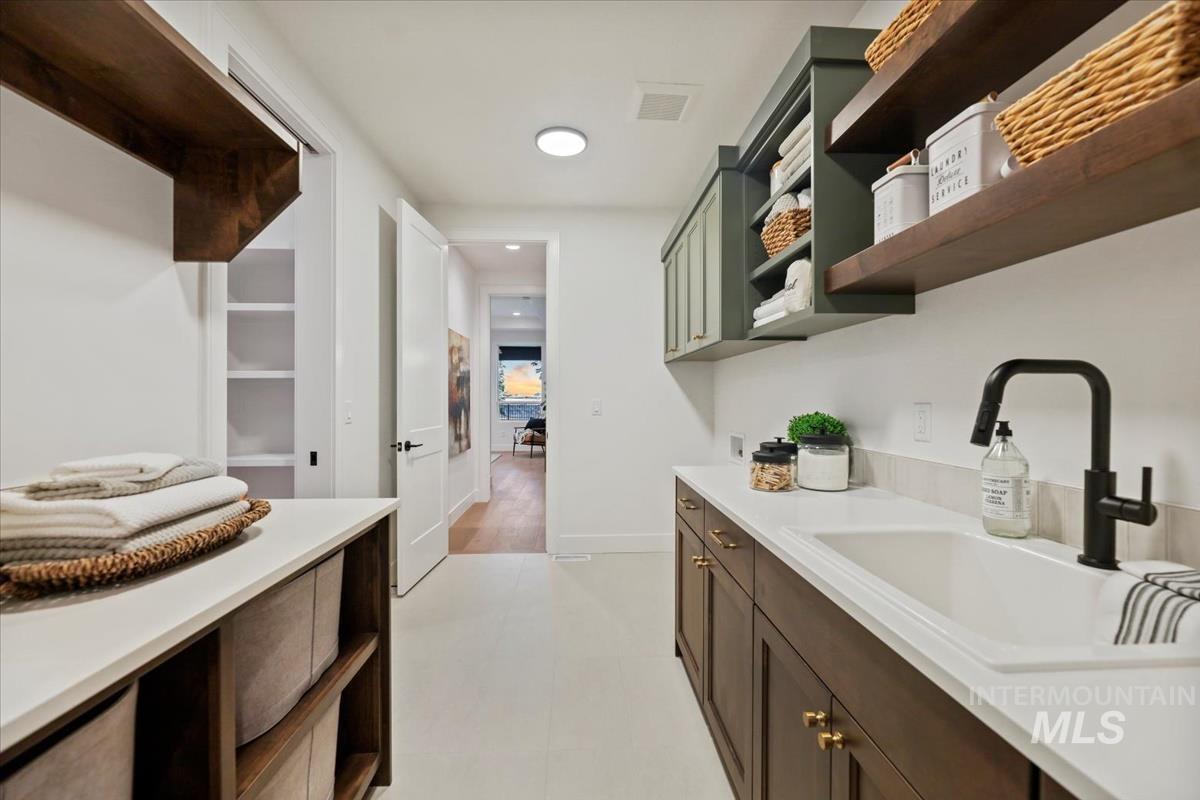 property viewer photo 11