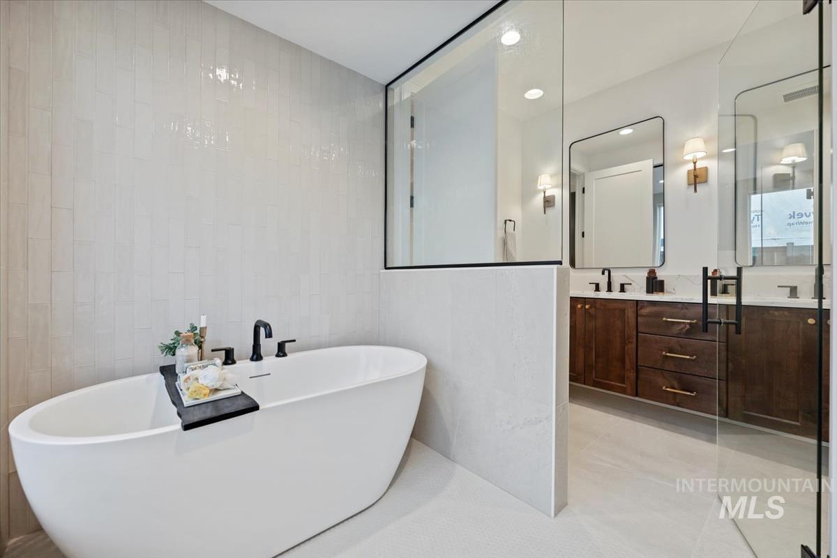 property viewer photo 17