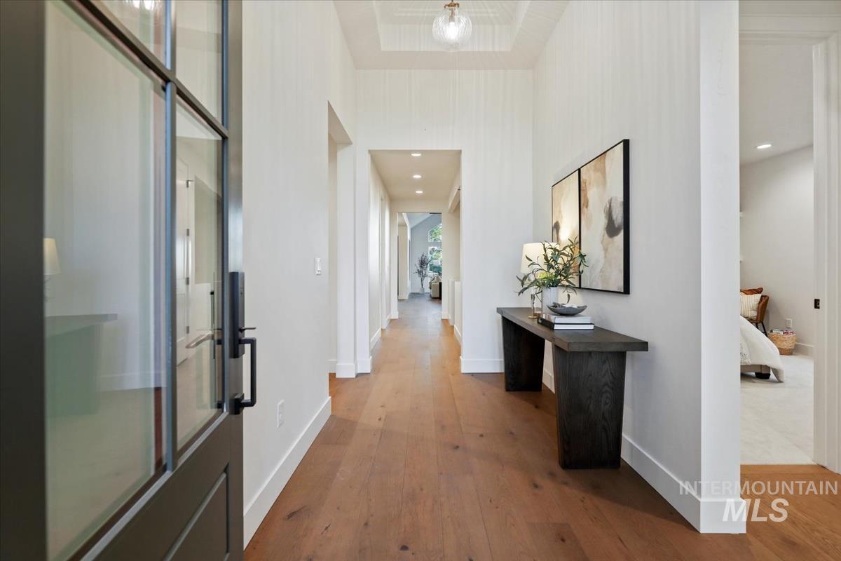 property viewer photo 2
