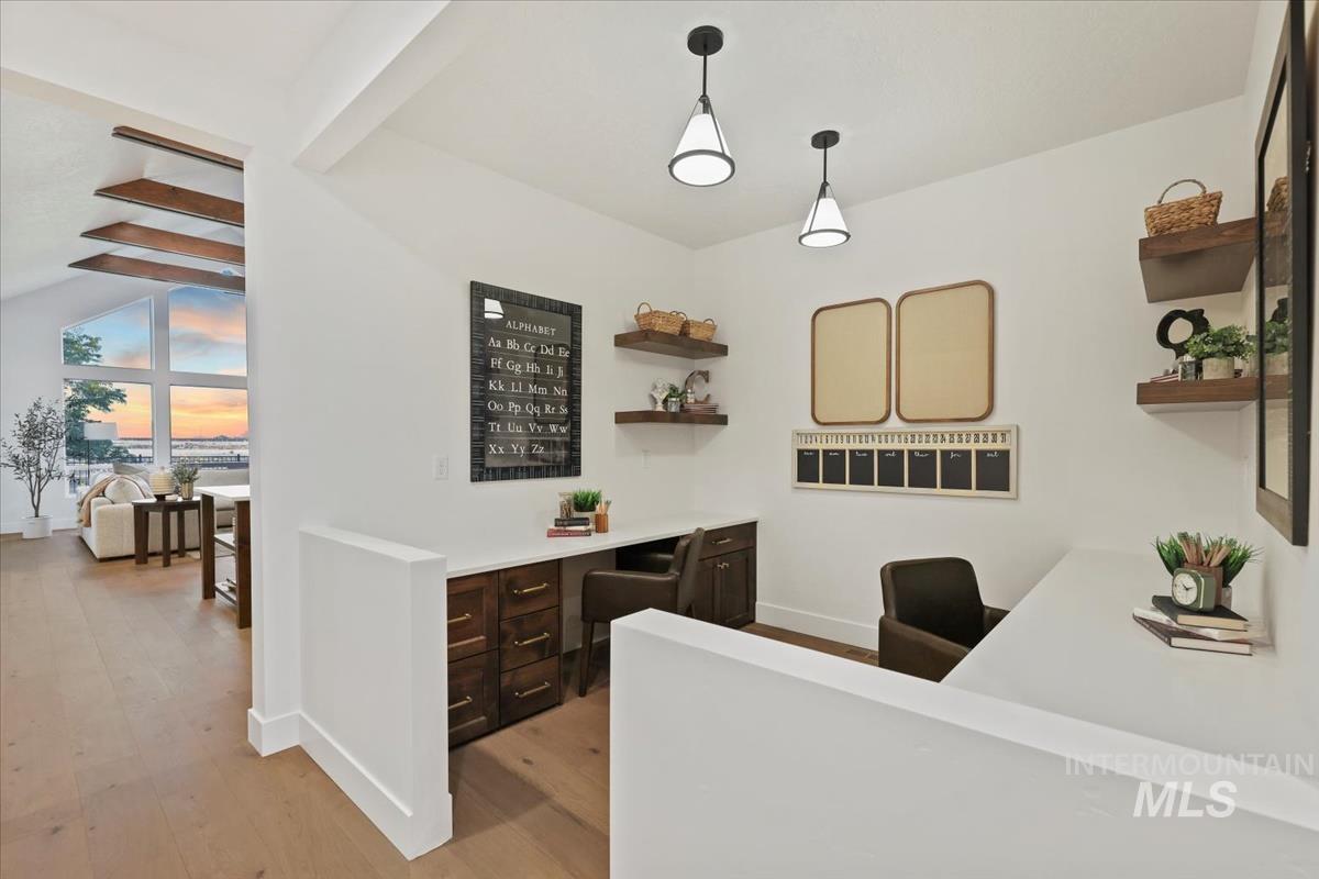 property viewer photo 24
