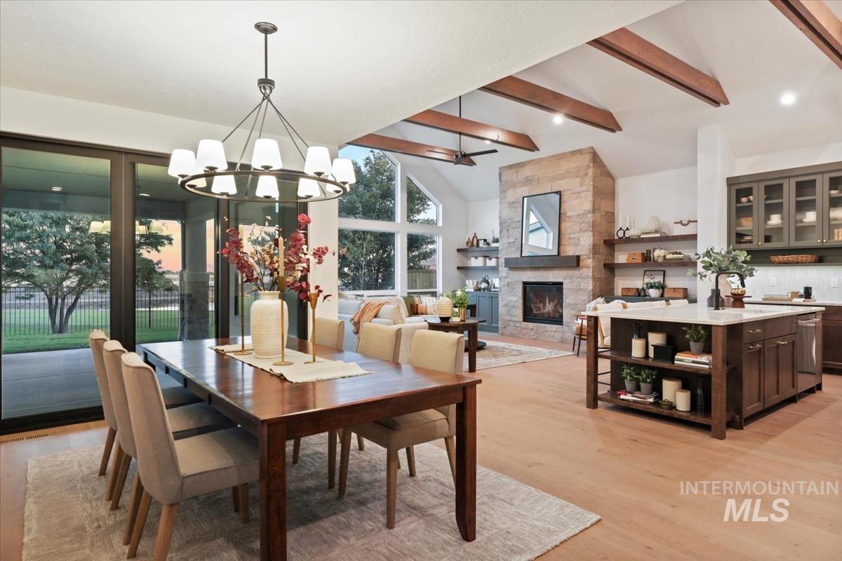 property viewer photo 38