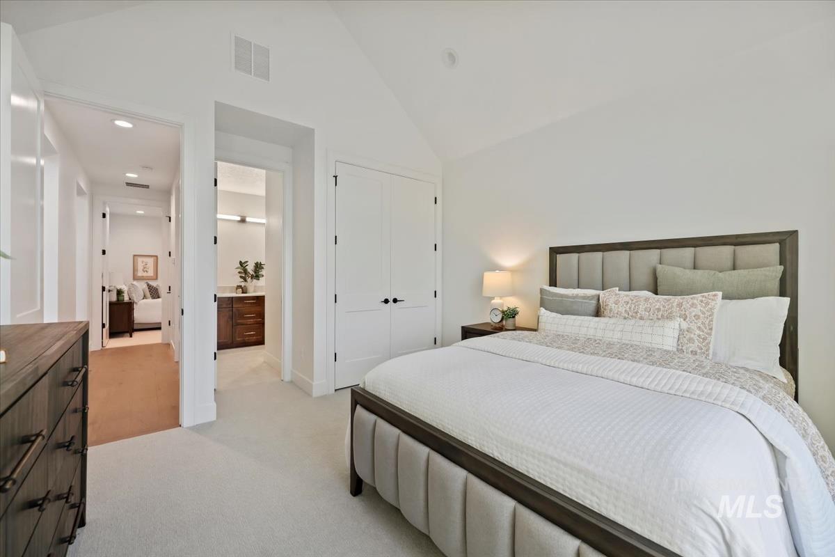 property viewer photo 8