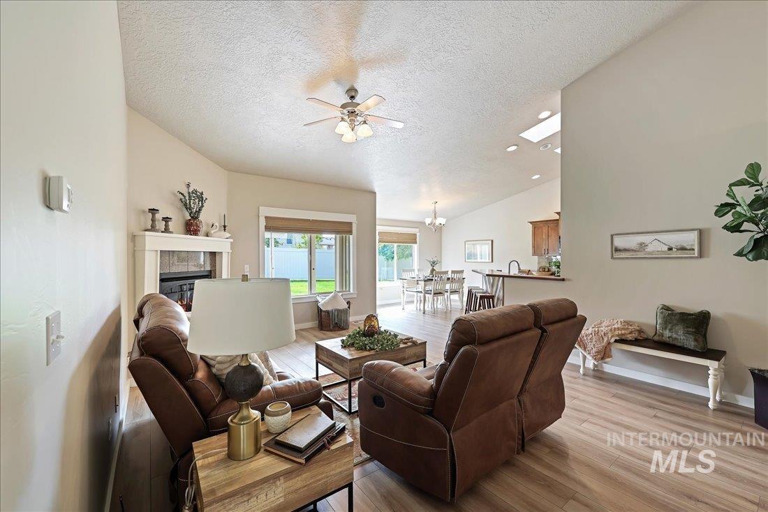 property viewer photo 17