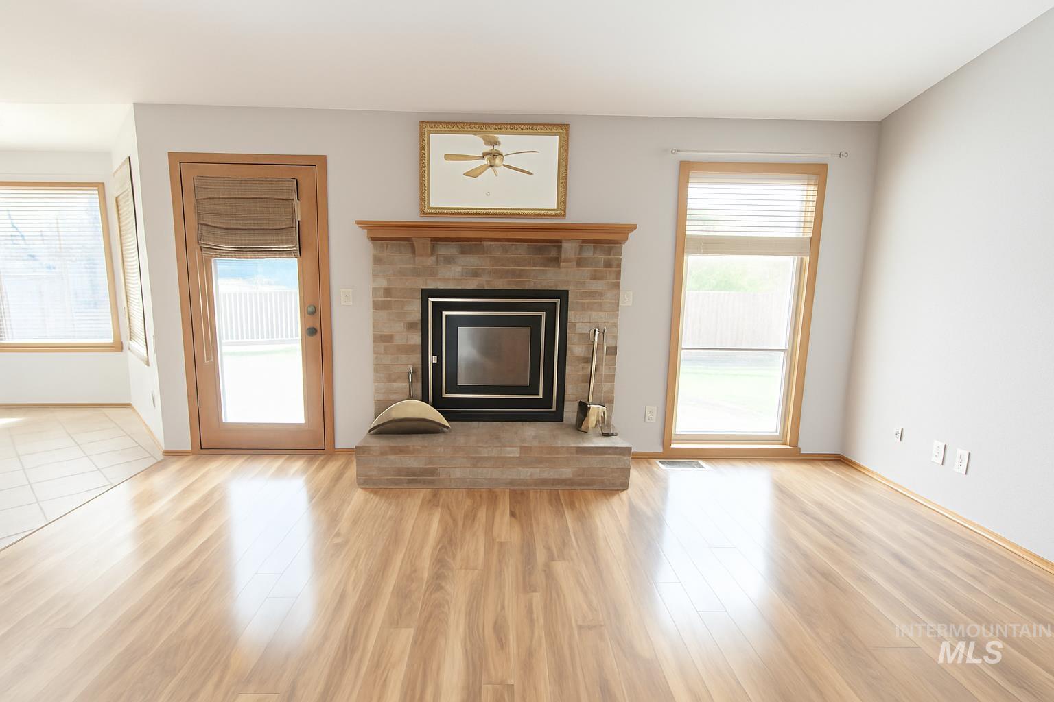property viewer photo 10