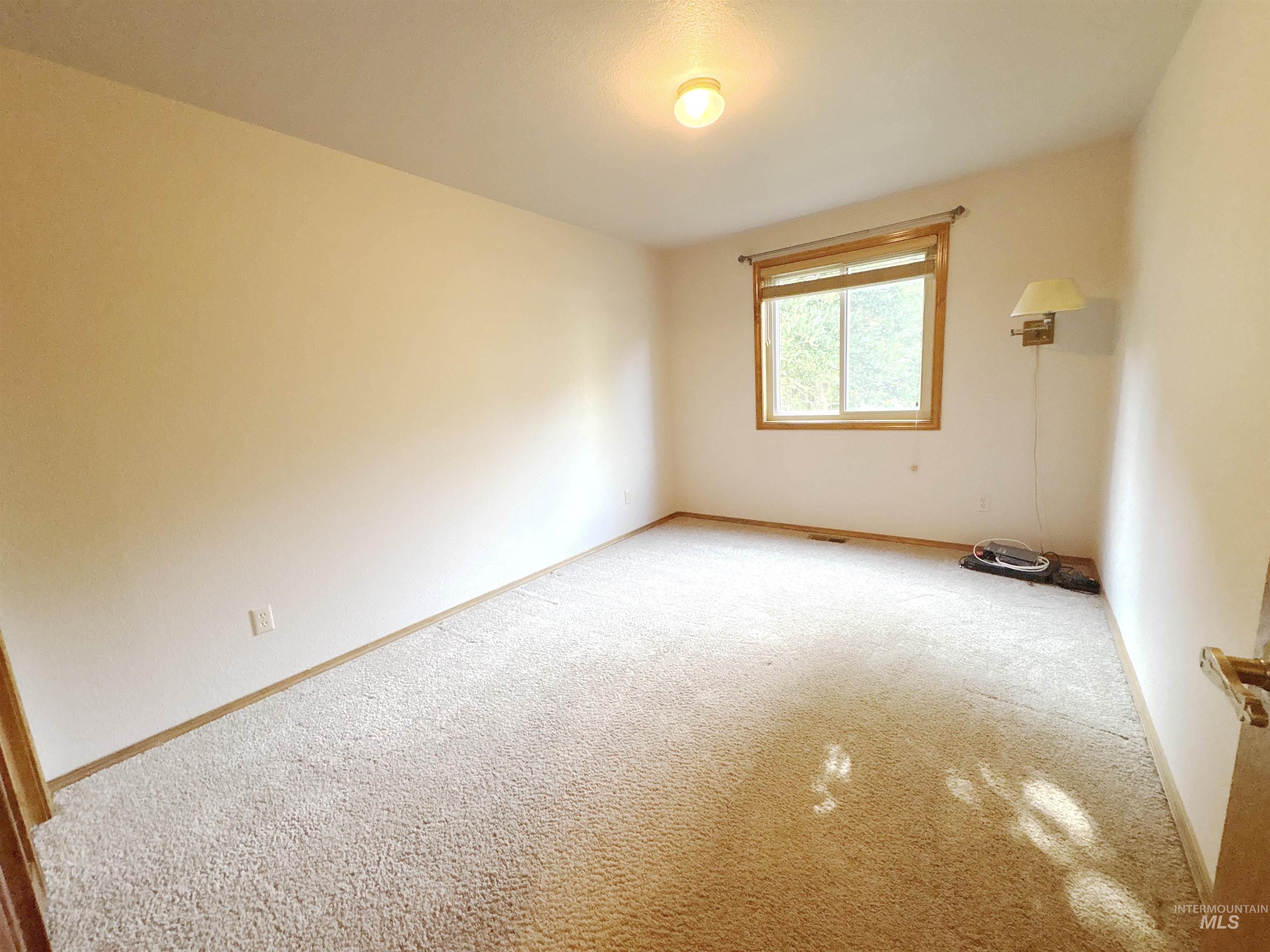 property viewer photo 21