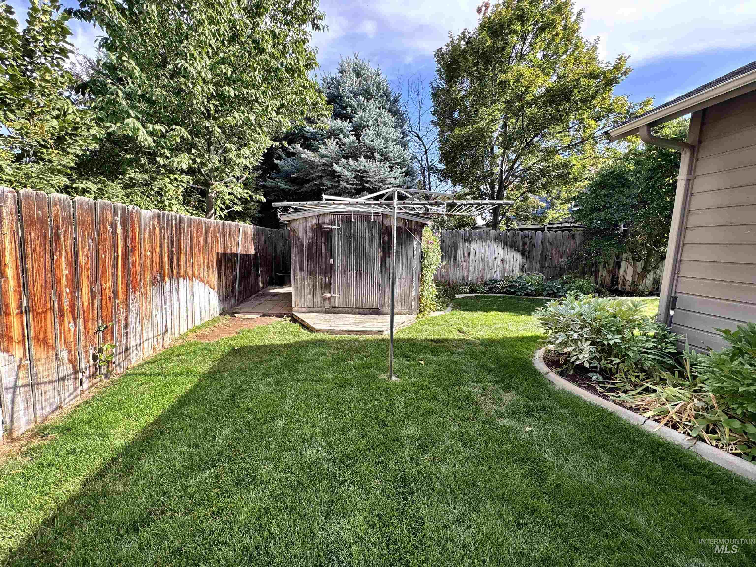 property viewer photo 36