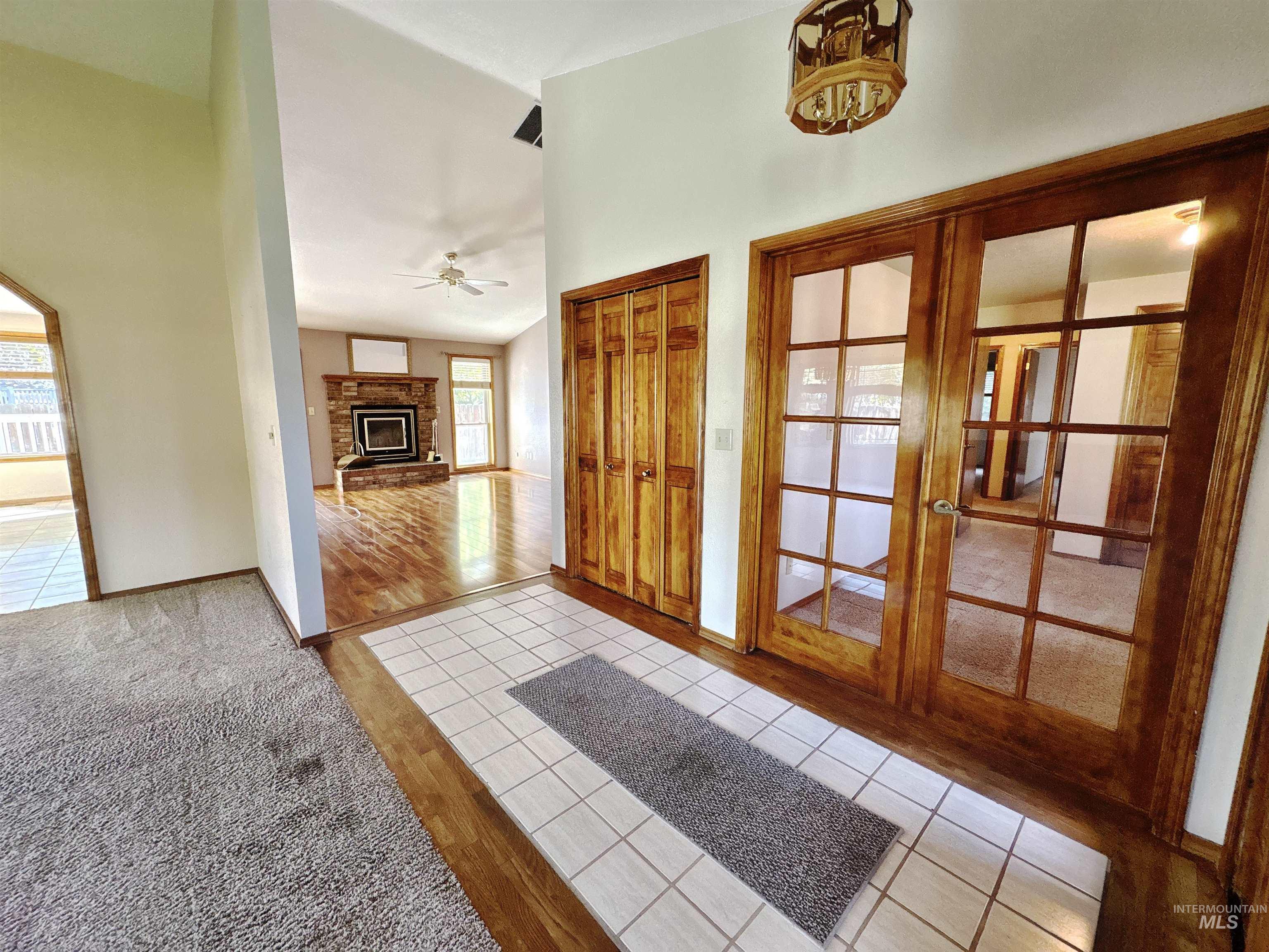 property viewer photo 7