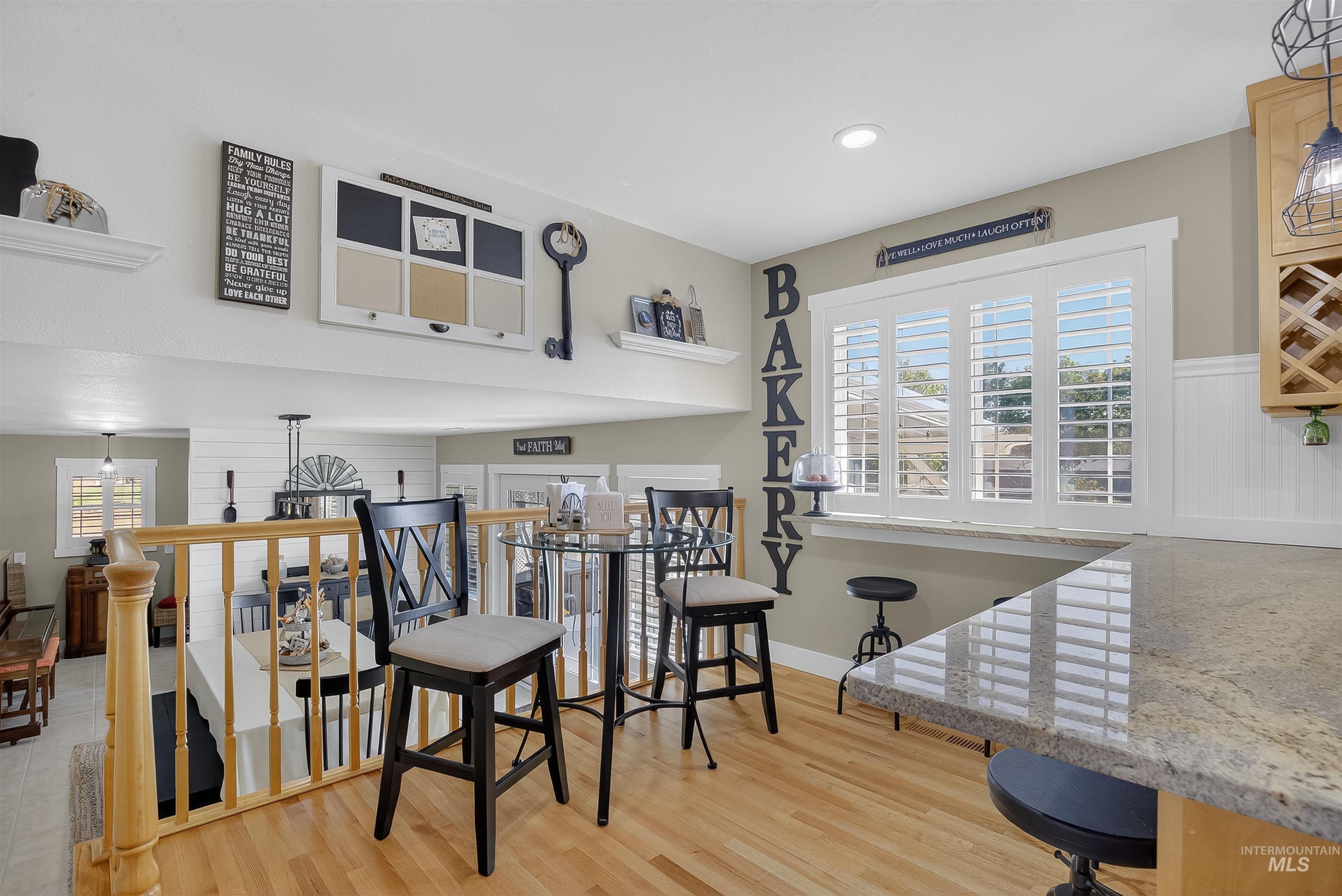 property viewer photo 10