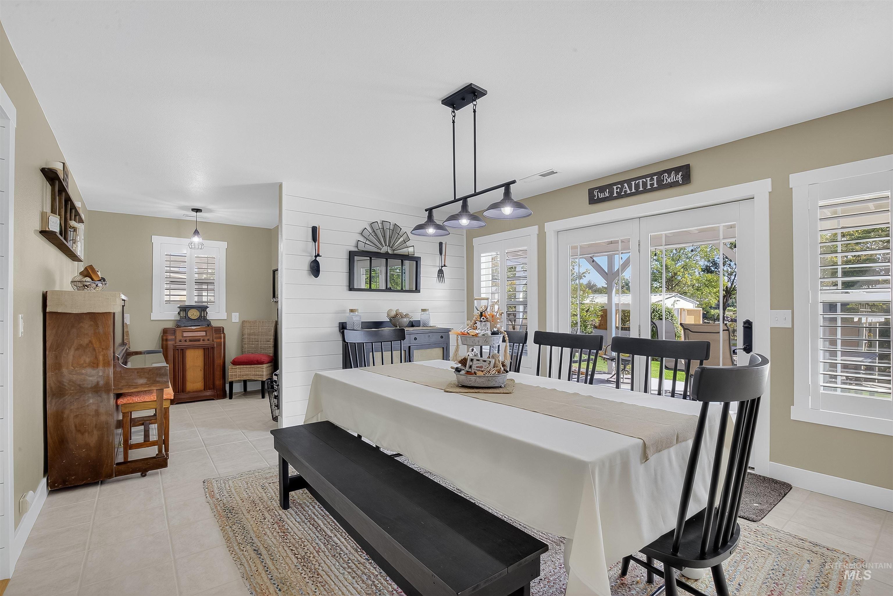 property viewer photo 12