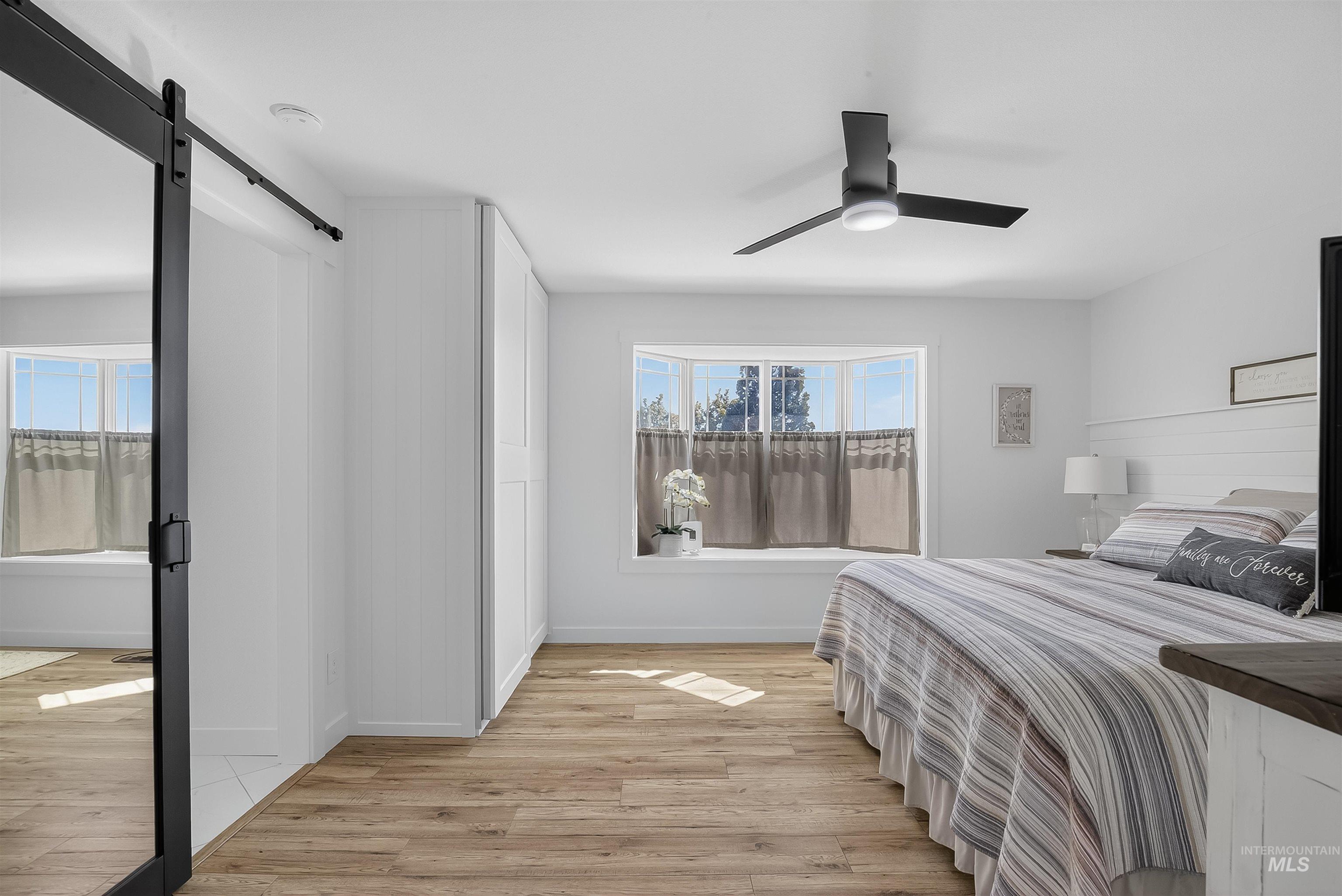 property viewer photo 14