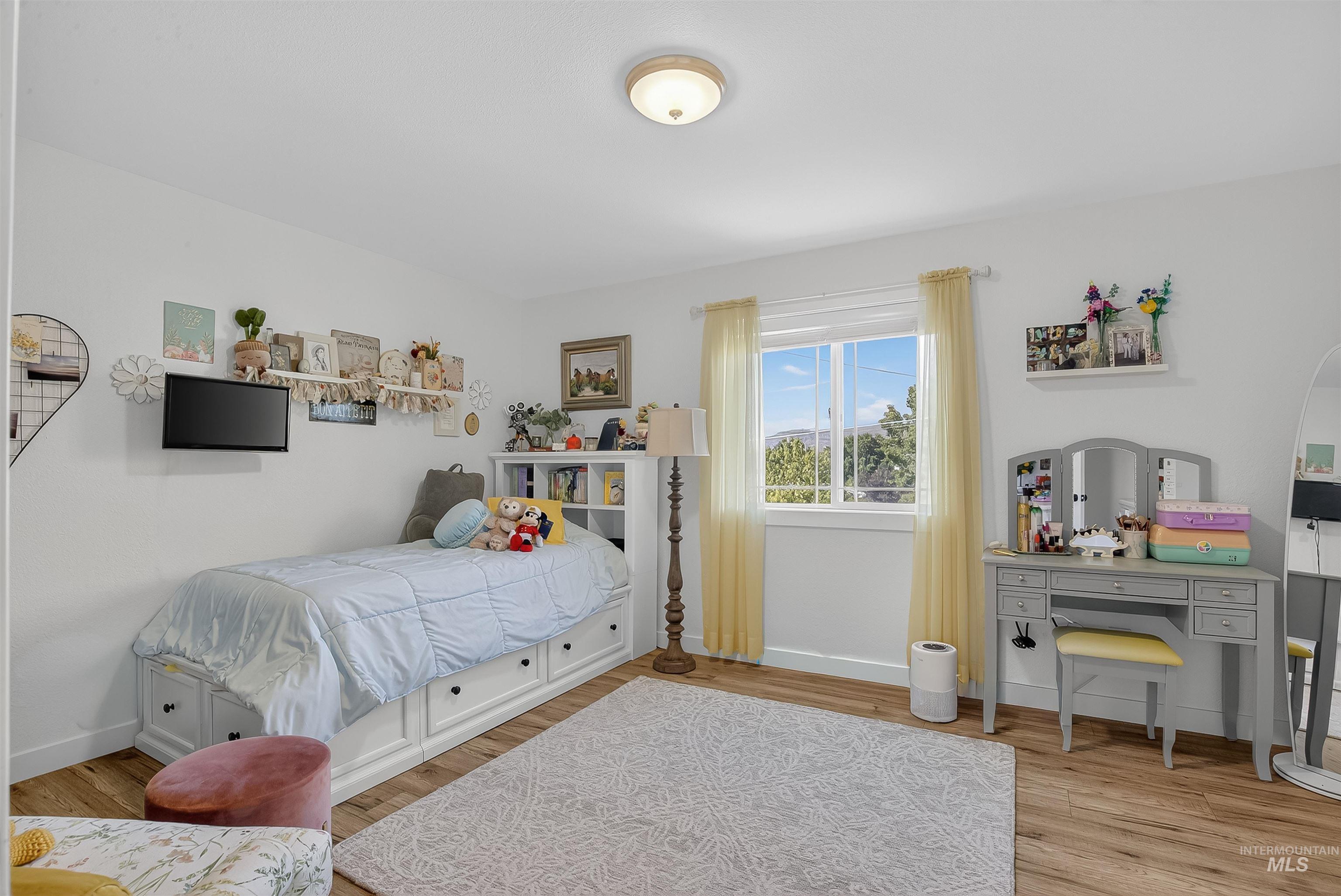 property viewer photo 23