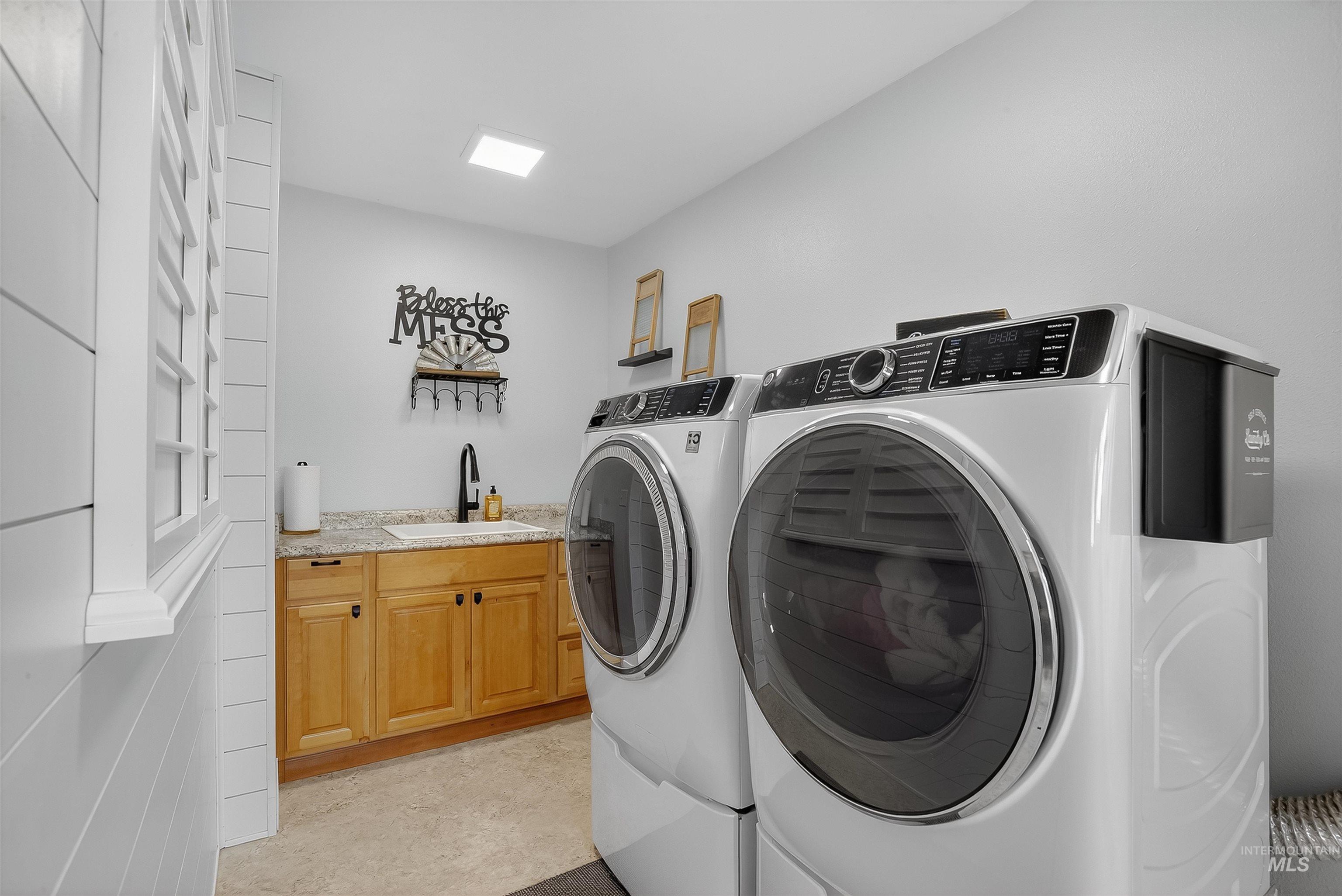 property viewer photo 24