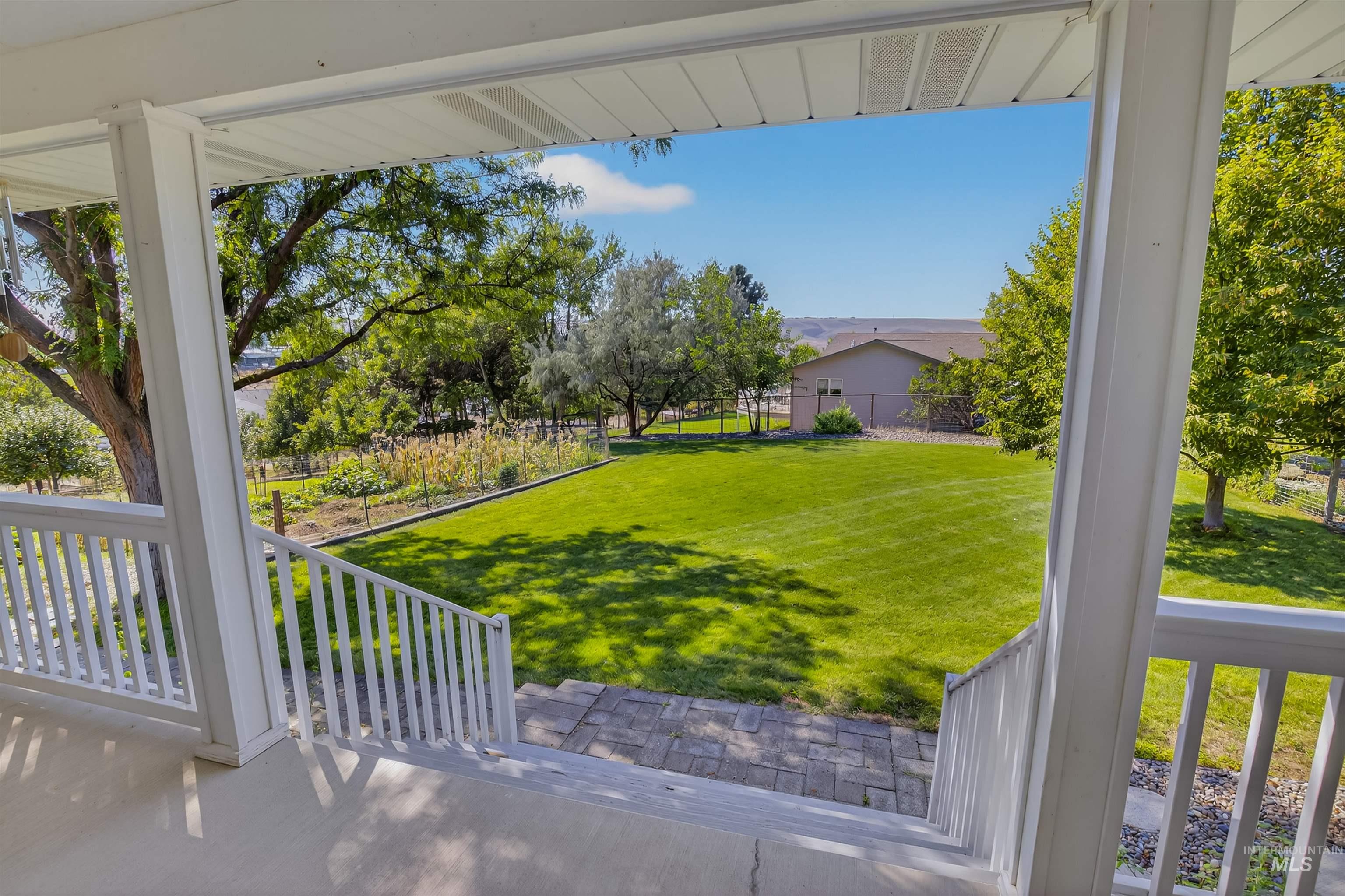 property viewer photo 33