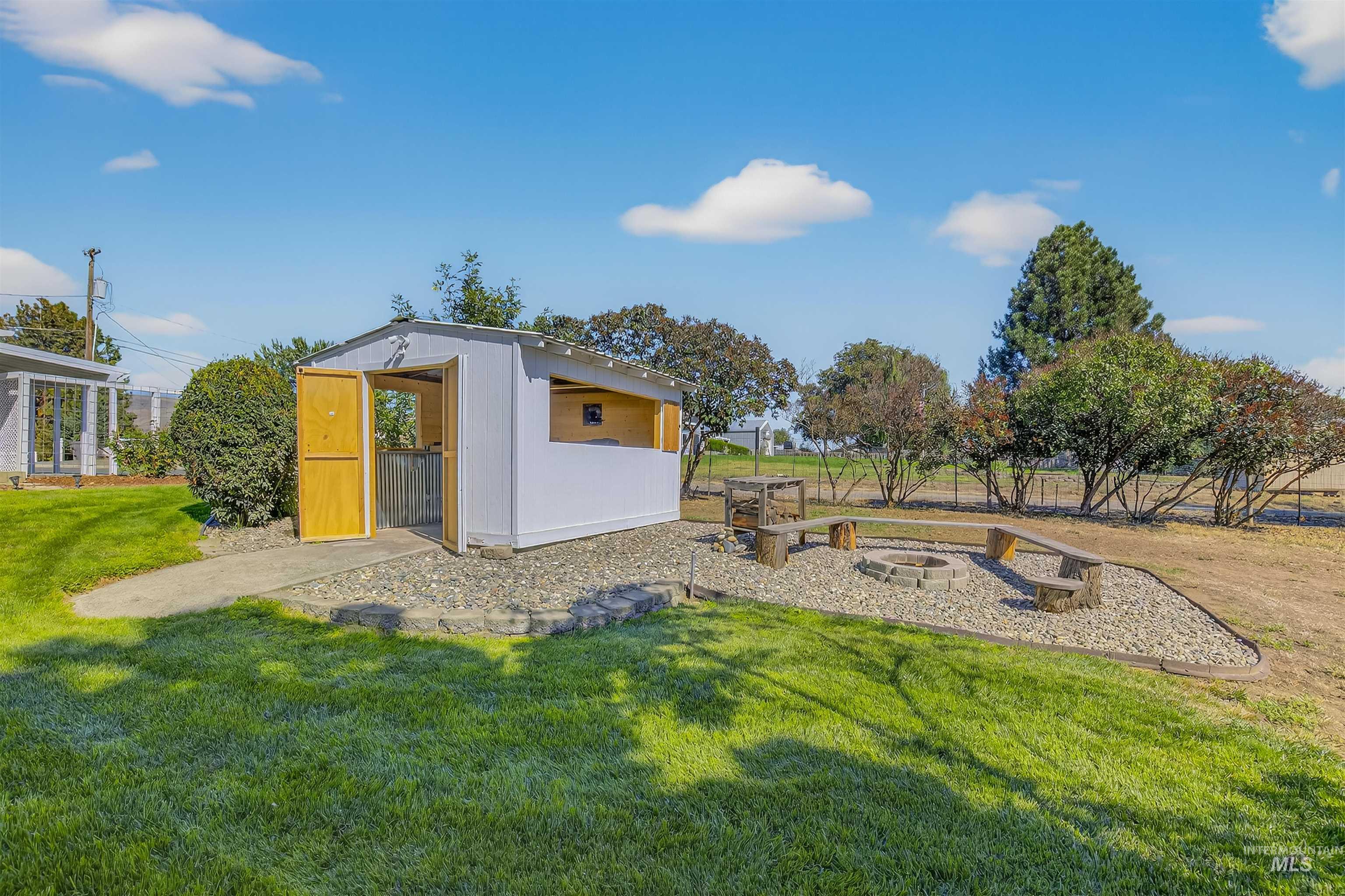 property viewer photo 36