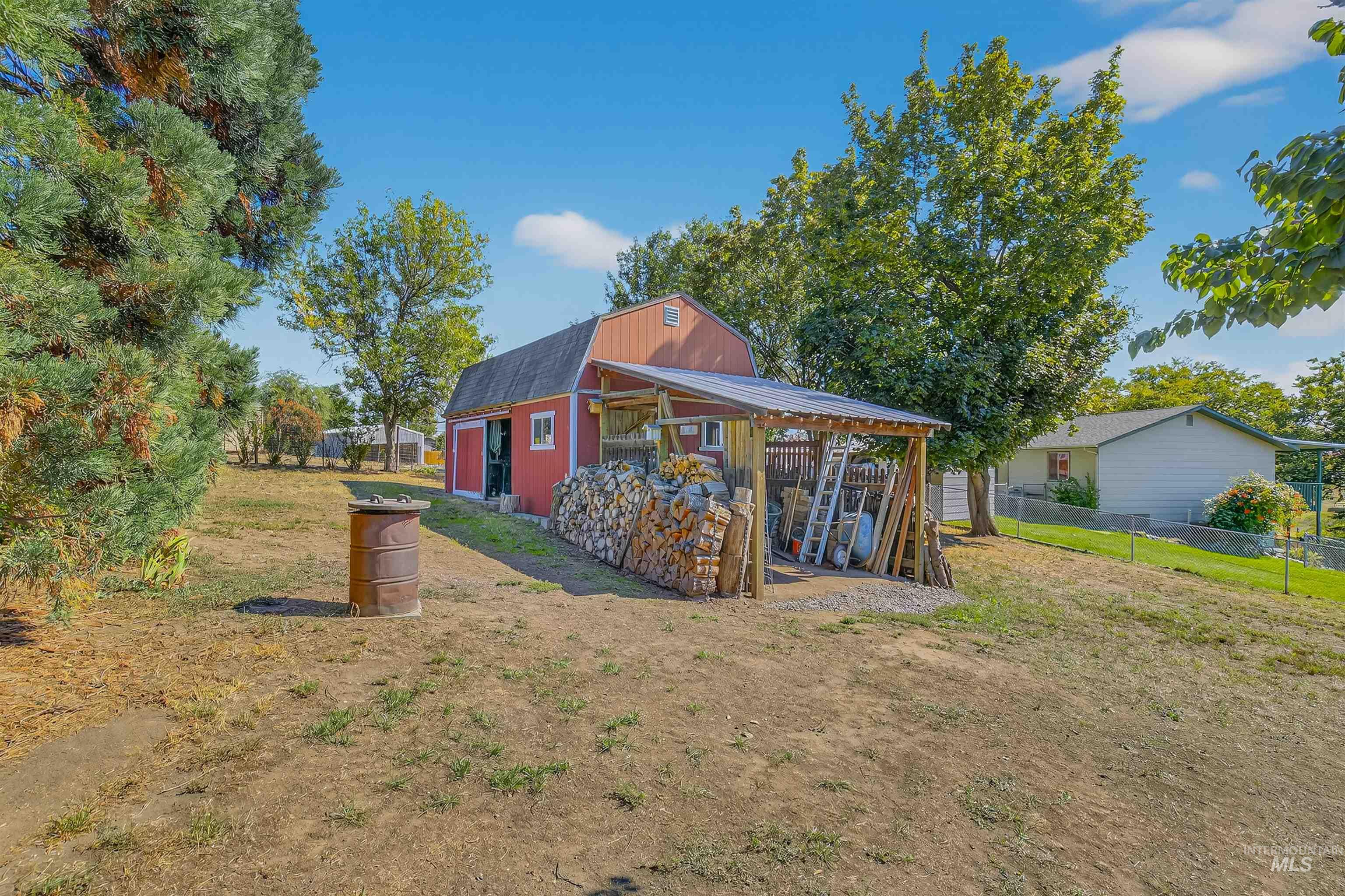 property viewer photo 45