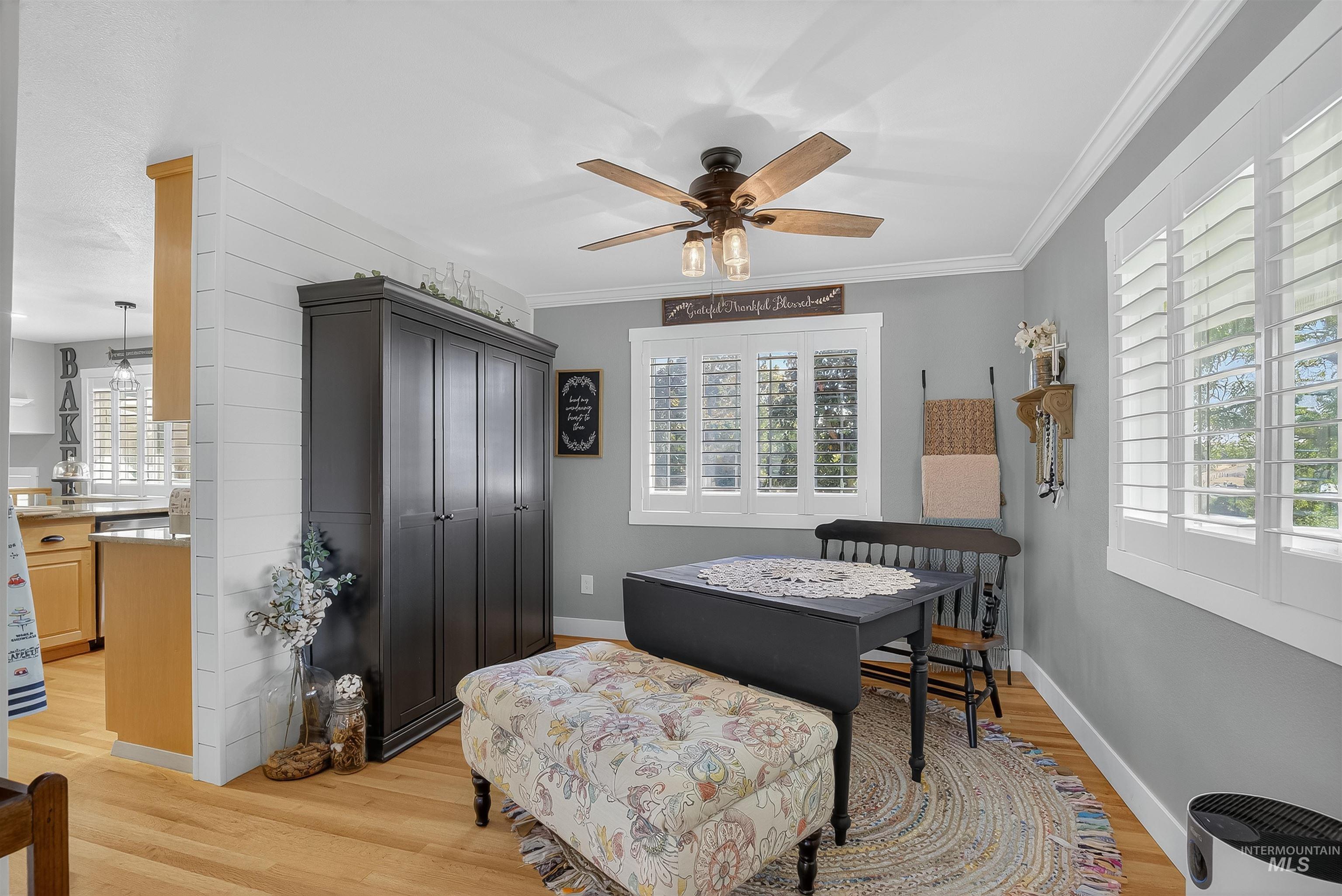 property viewer photo 6