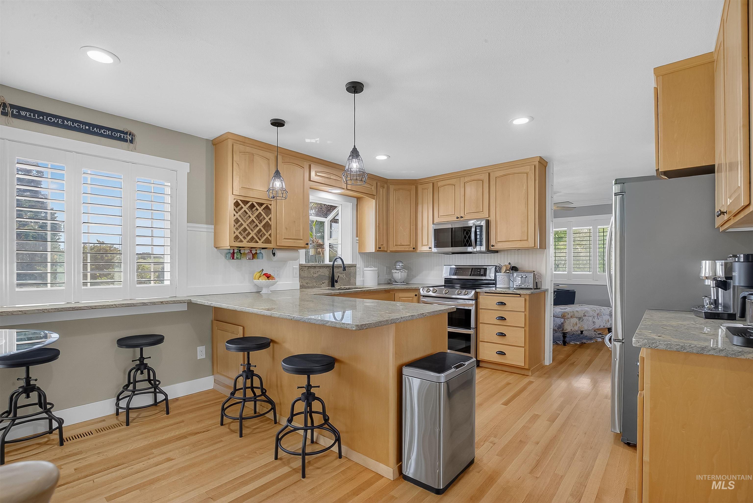 property viewer photo 8