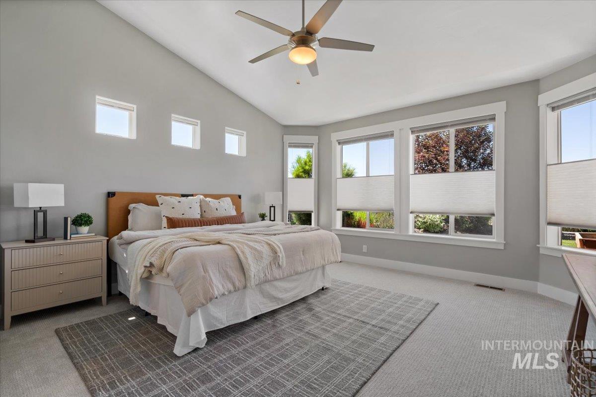 property viewer photo 8