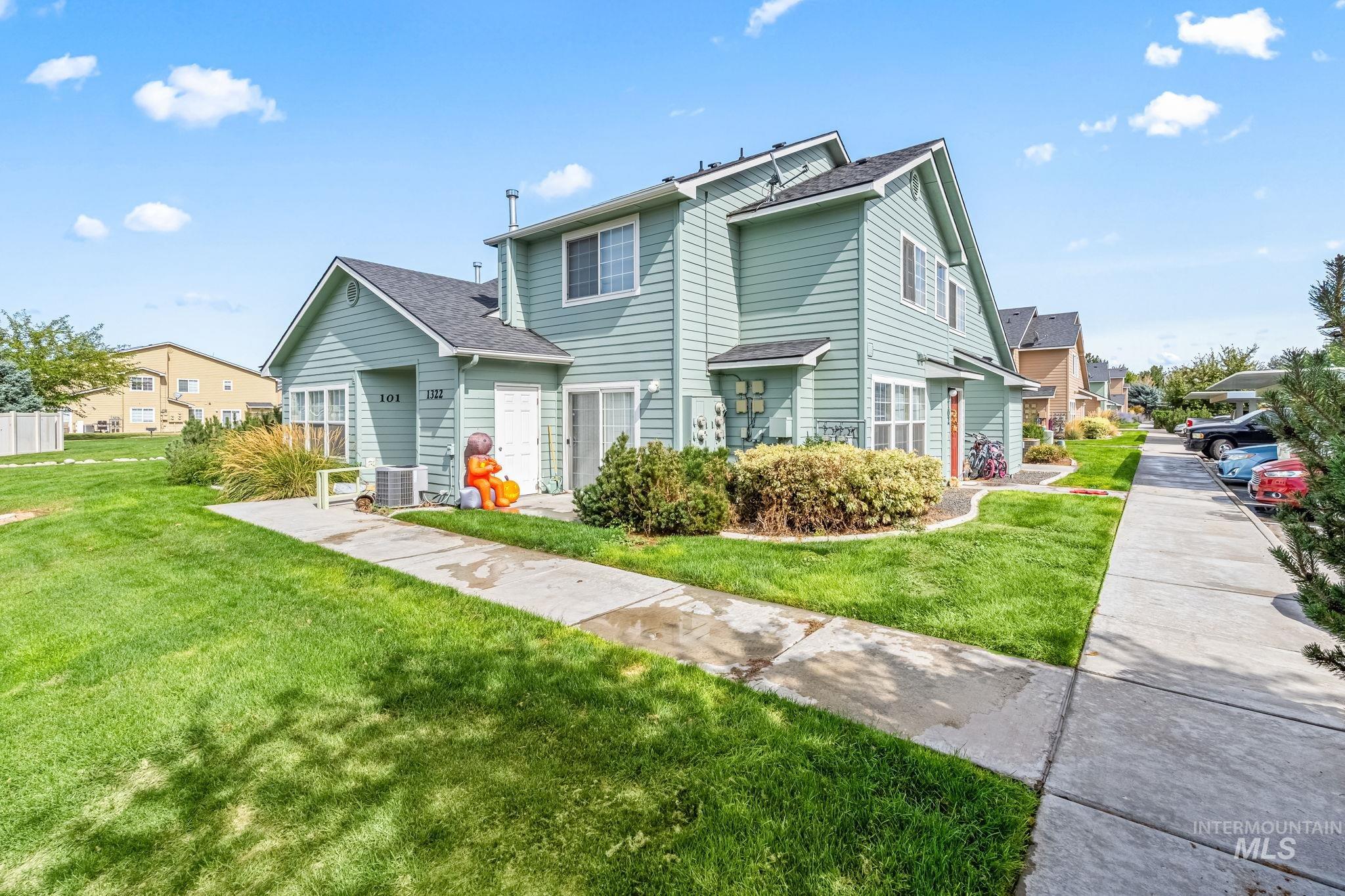 main property photo 28