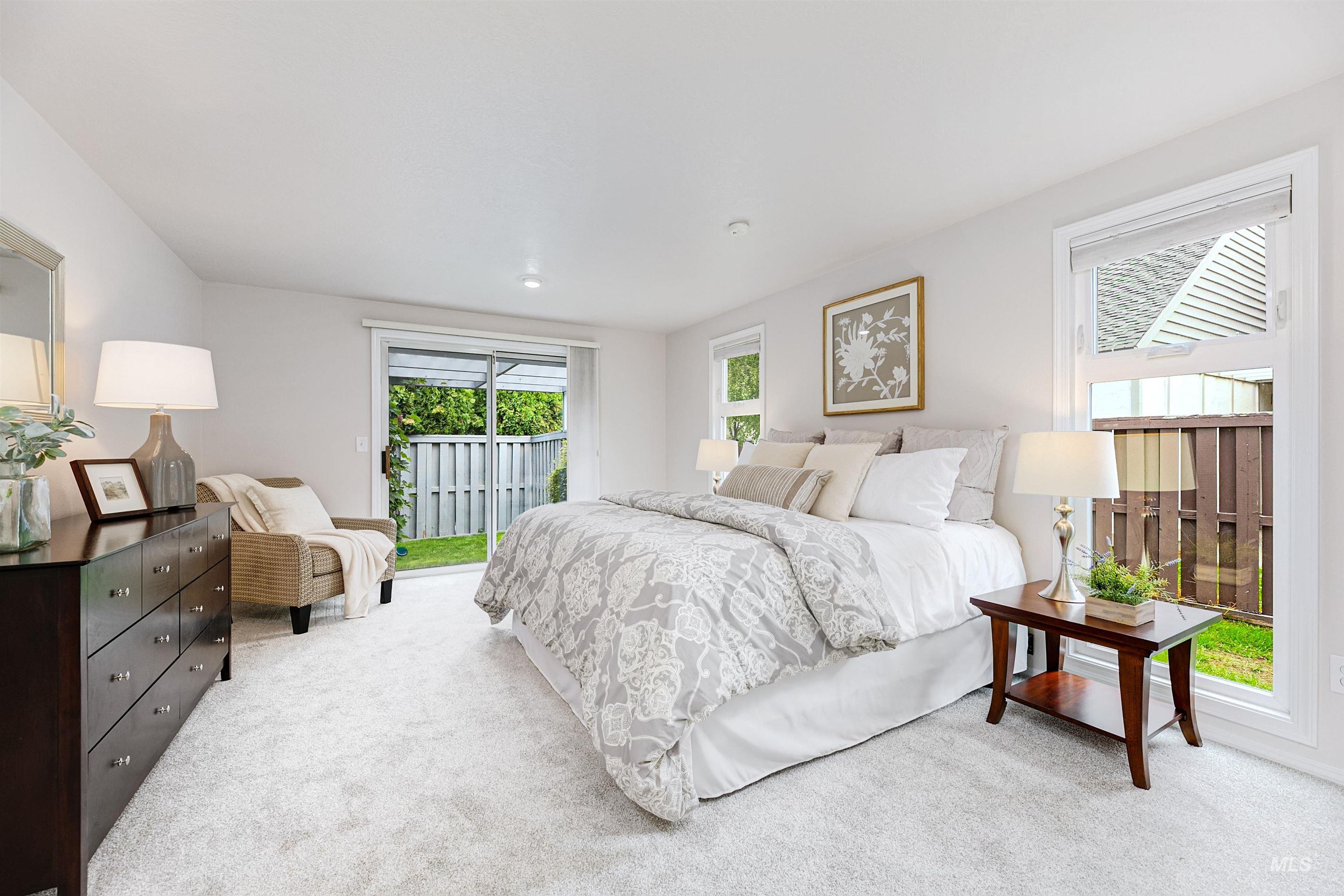 property viewer photo 15