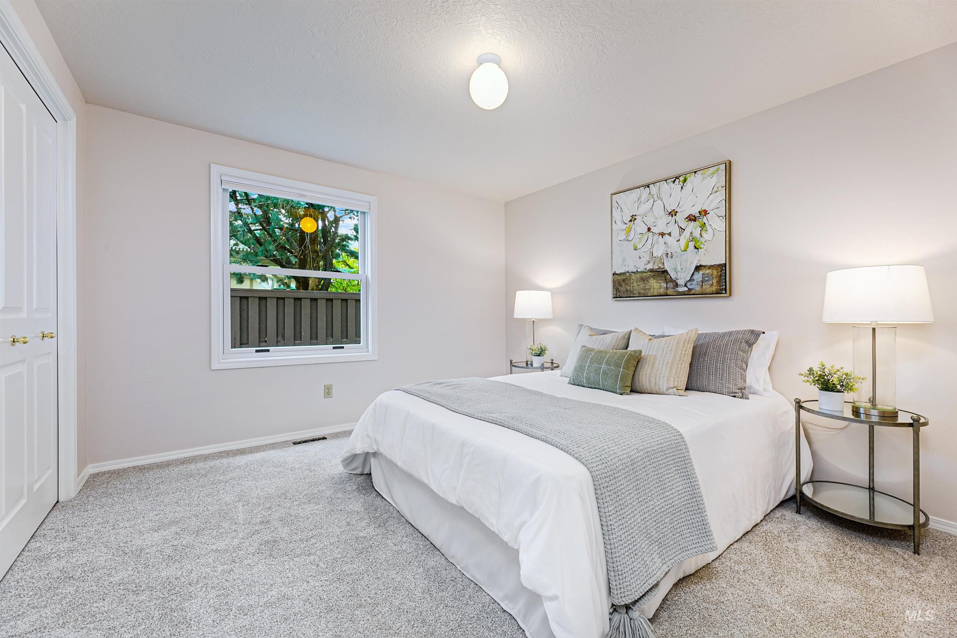 property viewer photo 19