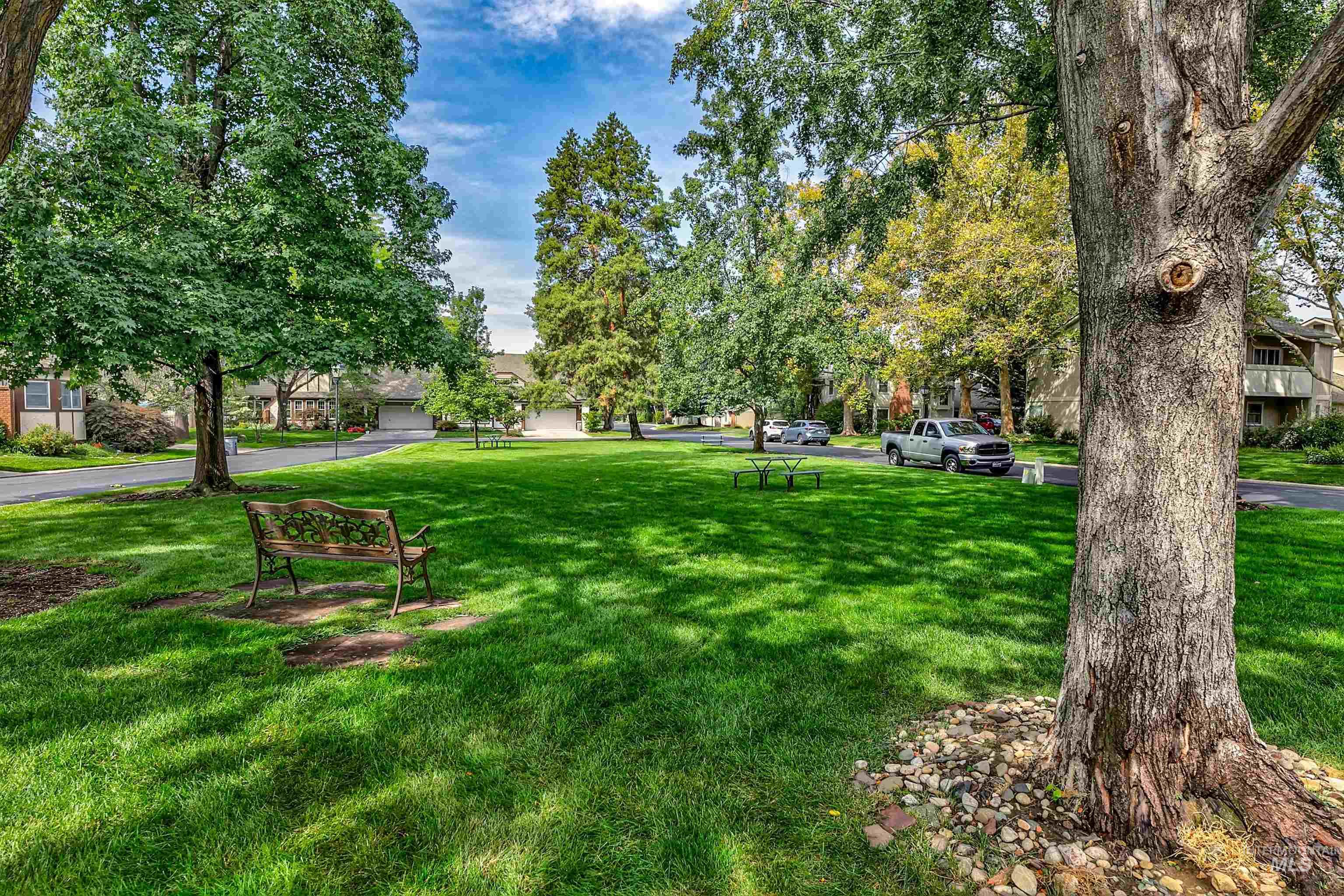 property viewer photo 27