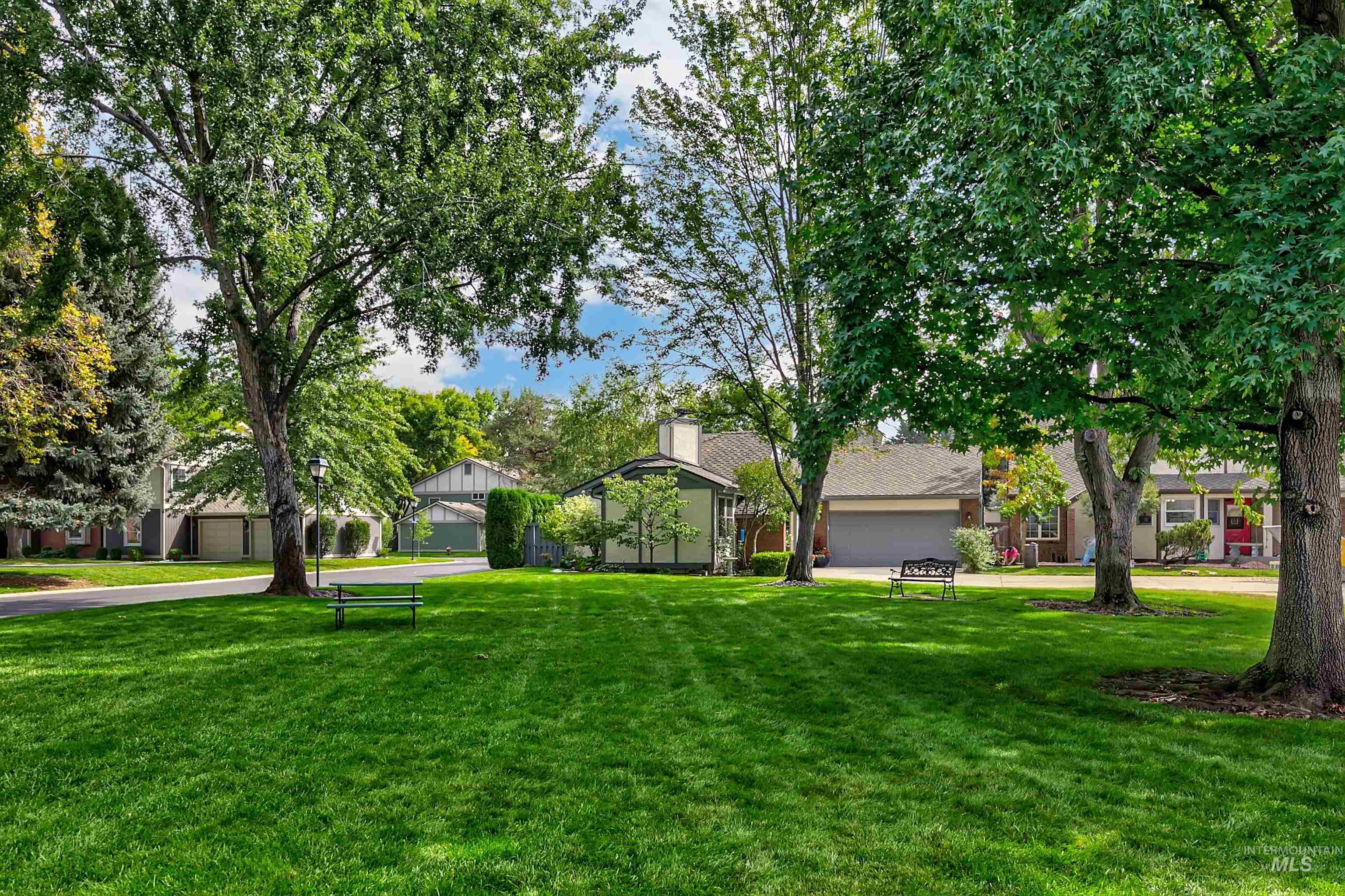 property viewer photo 30