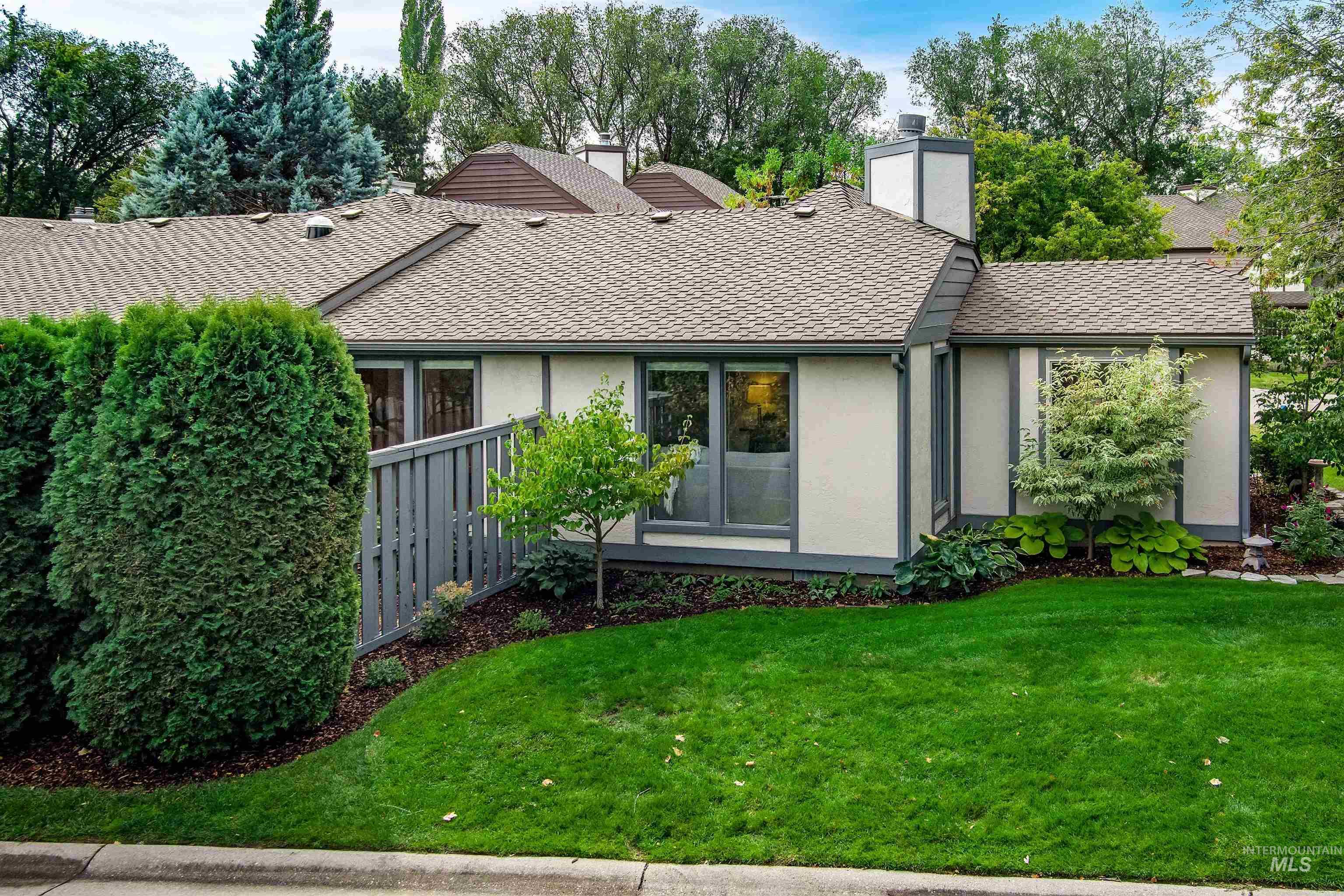 property viewer photo 33