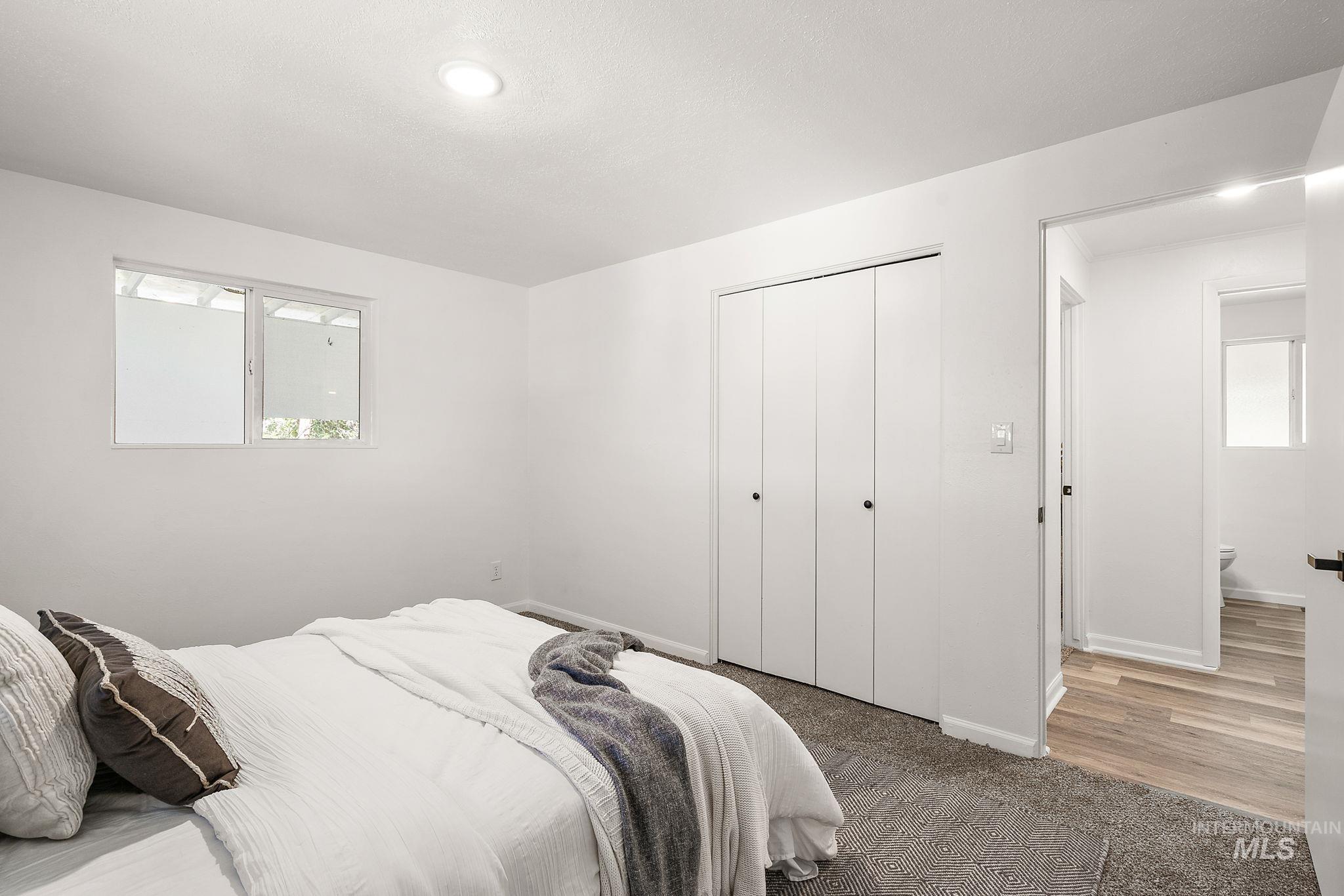 property viewer photo 14