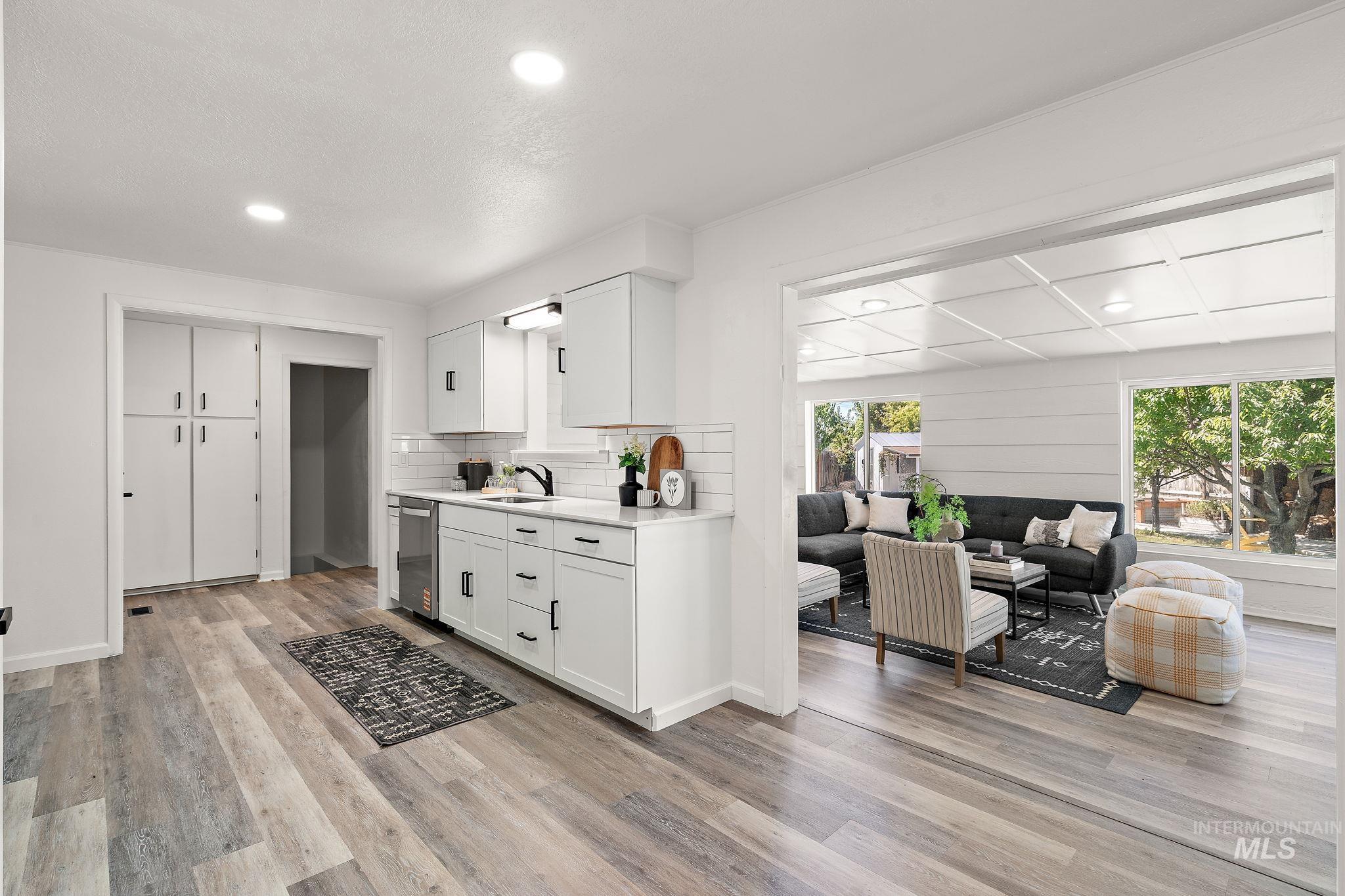 property viewer photo 17
