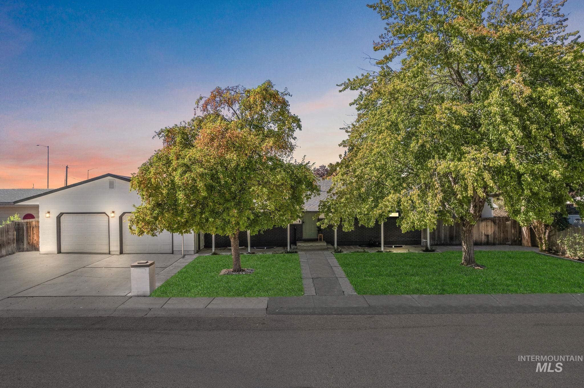 property viewer photo 2
