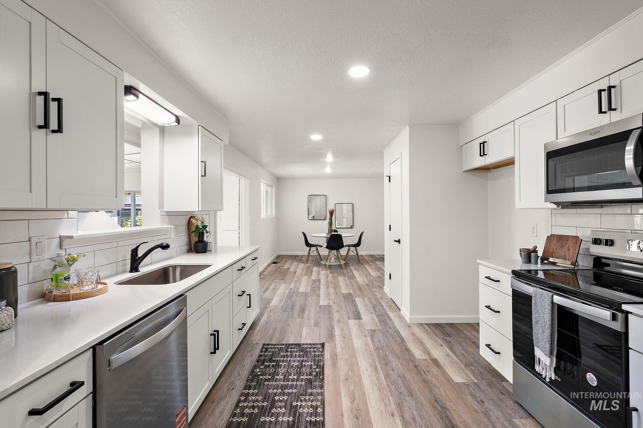 property viewer photo 20