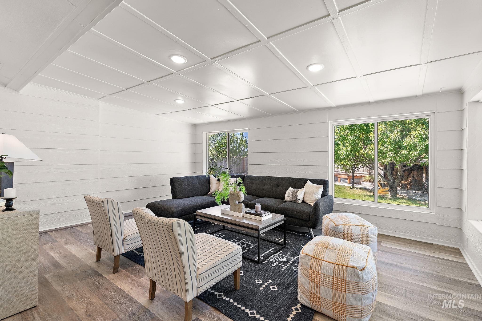 property viewer photo 22