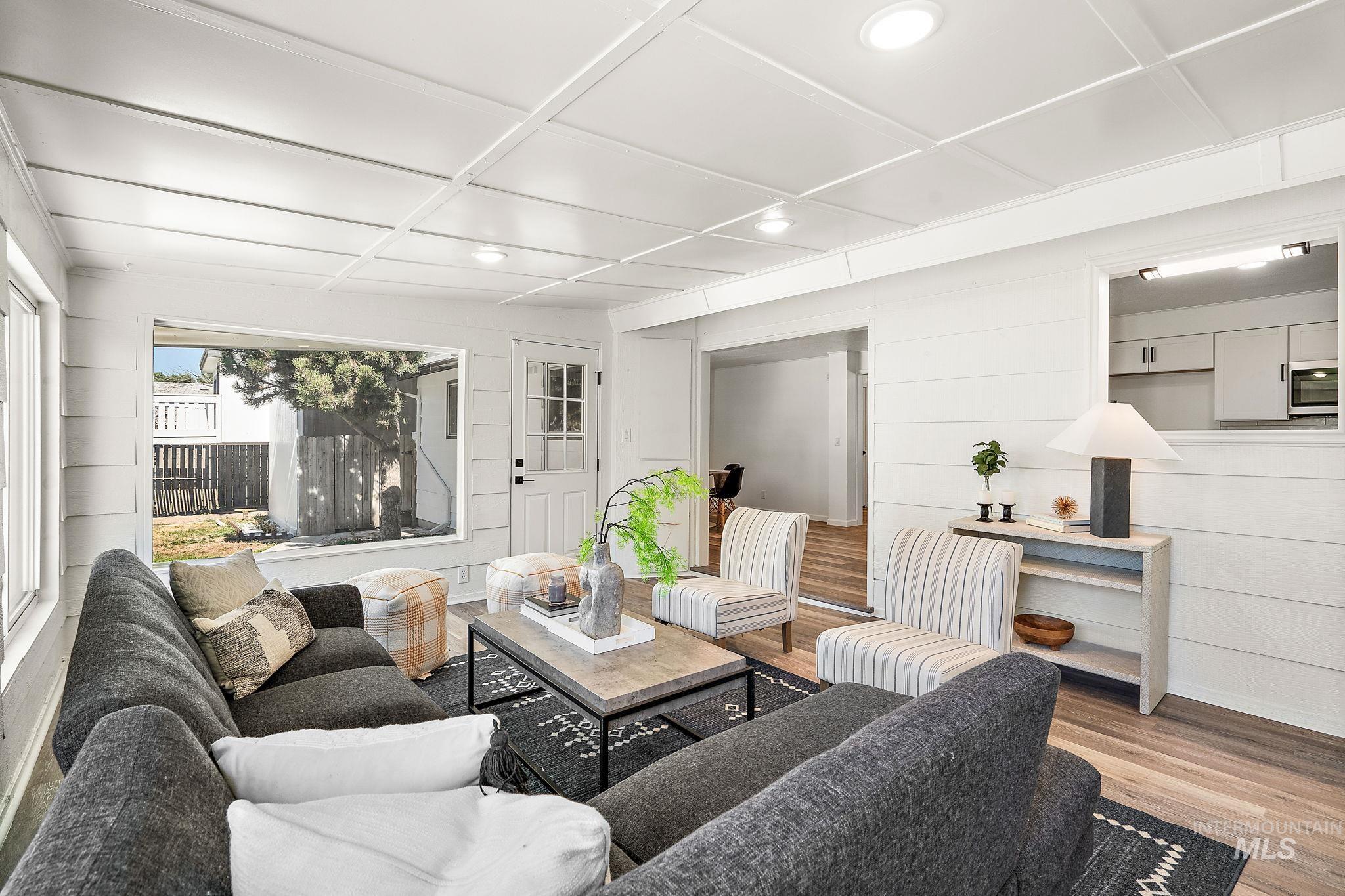 property viewer photo 27