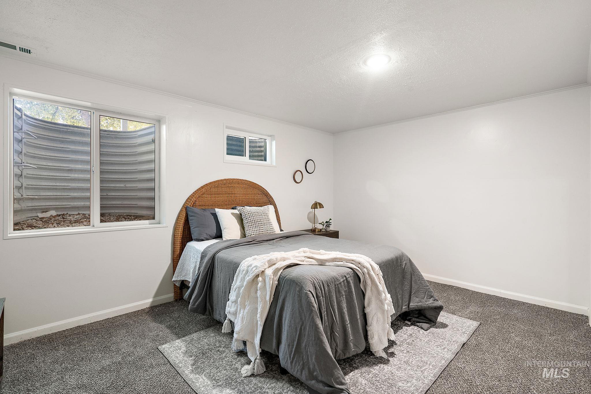 property viewer photo 30