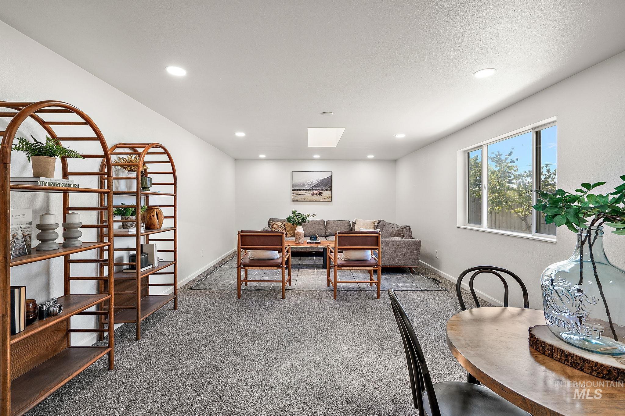 property viewer photo 35