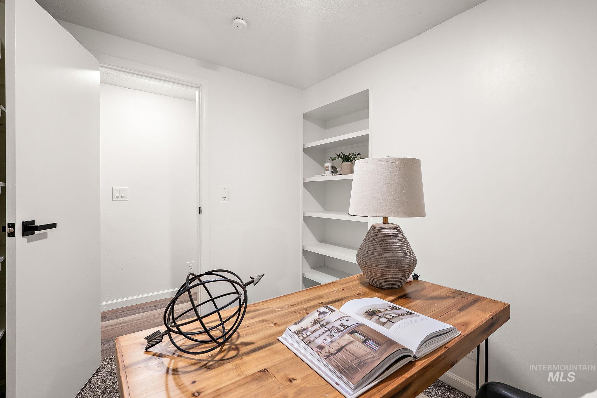 property viewer photo 36