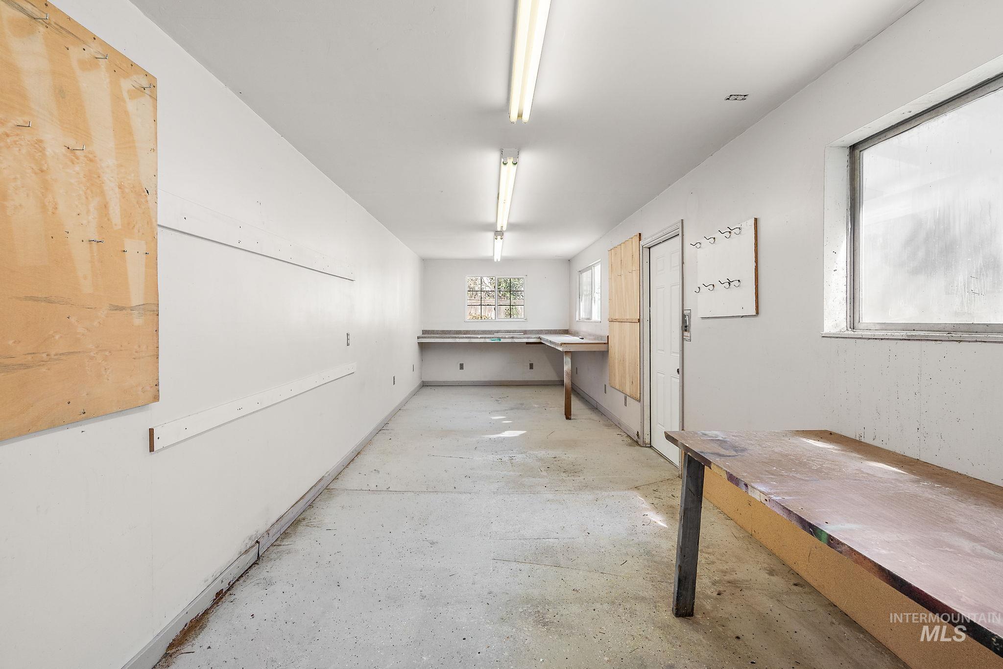 property viewer photo 43