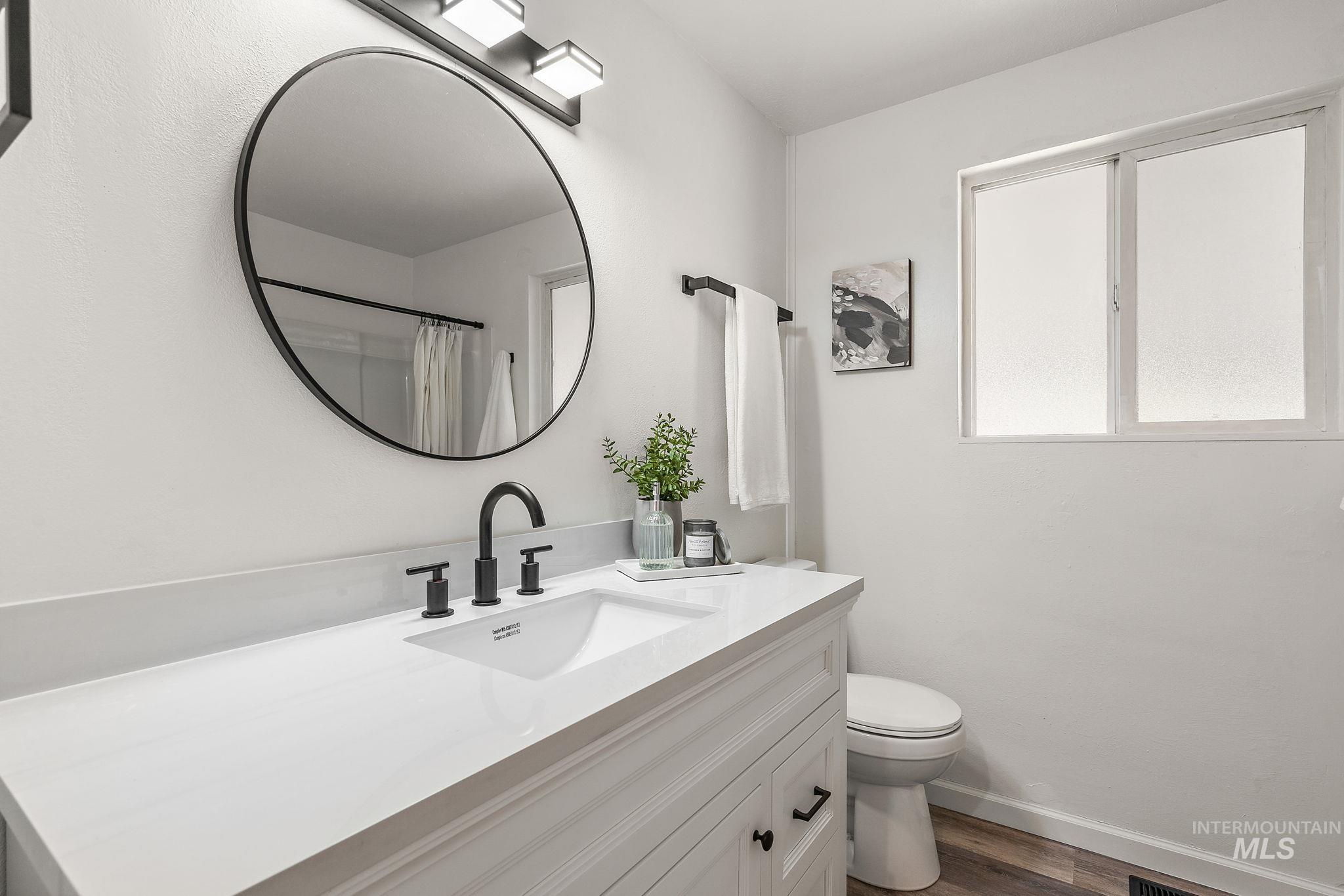 property viewer photo 9