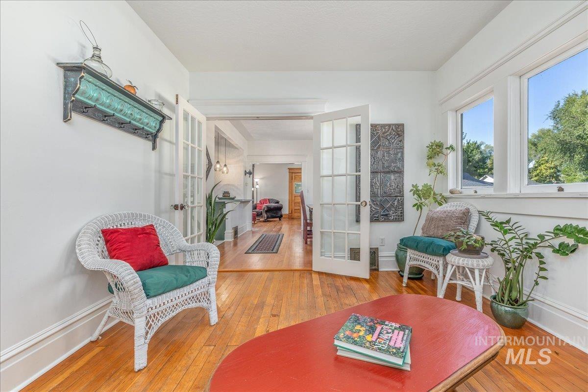 property viewer photo 19