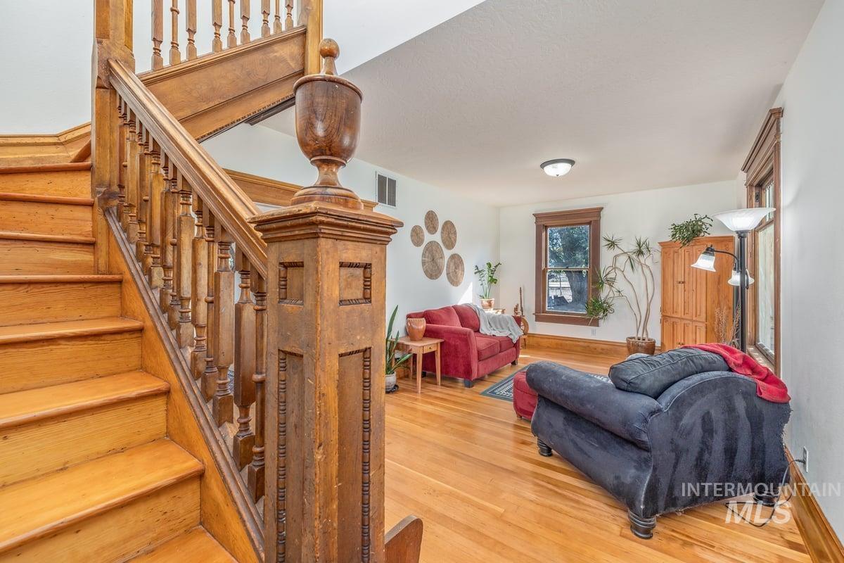property viewer photo 21
