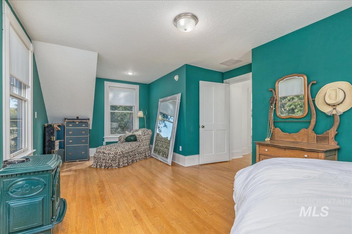 property viewer photo 23